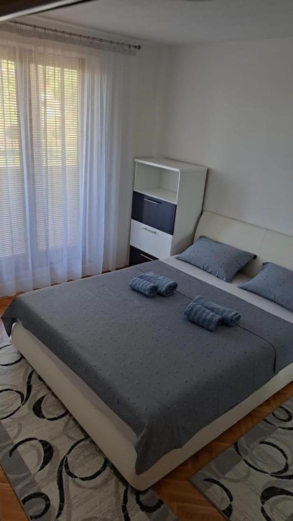 Apartment photo 3
