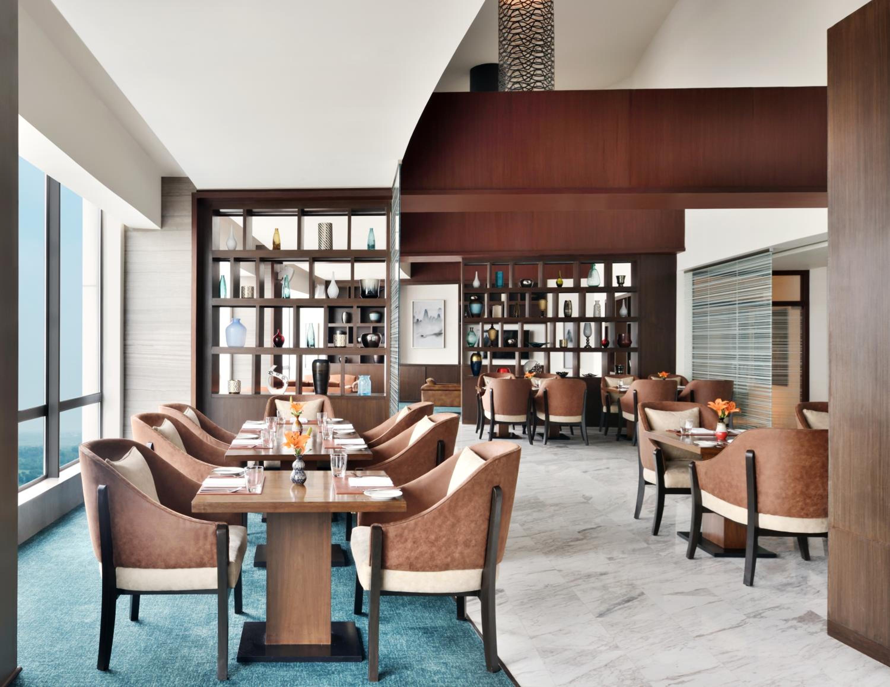 King Room - High Floor/Club Lounge Access
