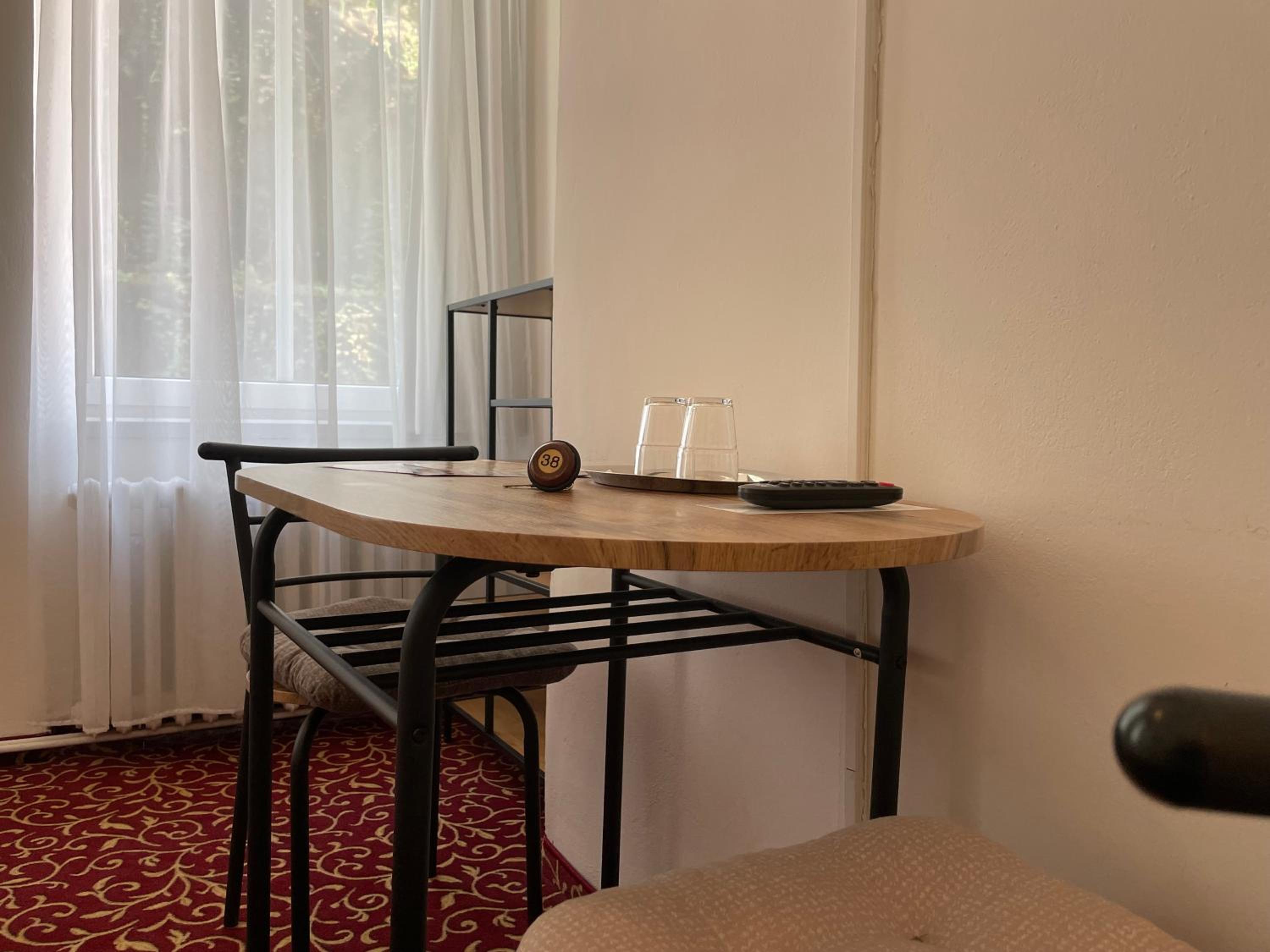 Standard Double Room with Courtyard View photo 2