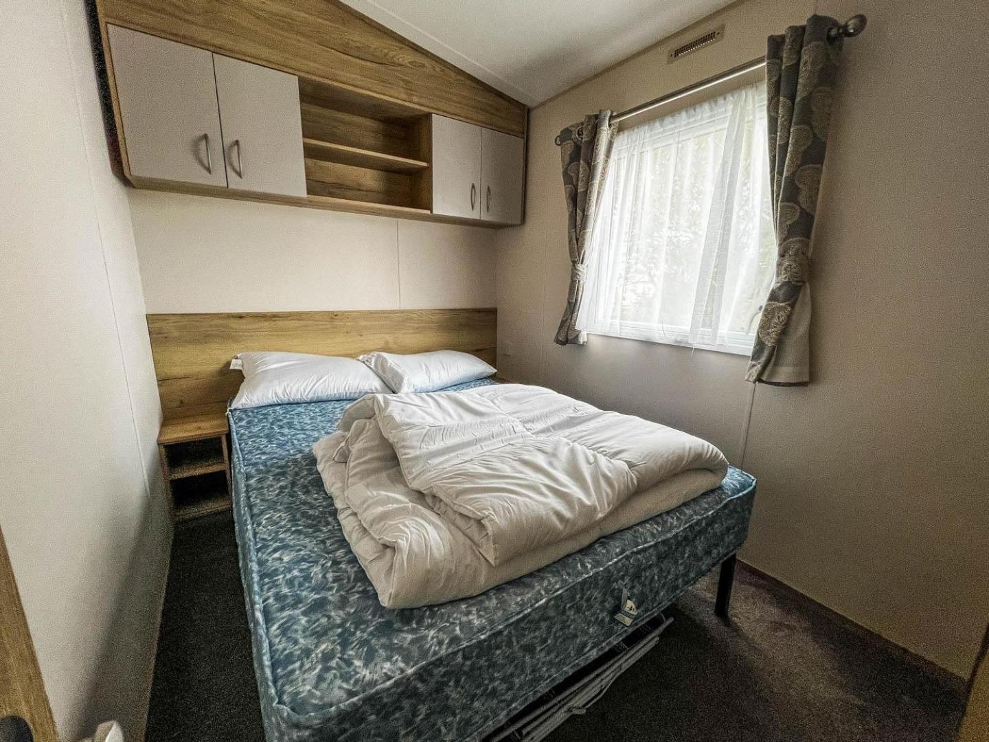 Mobile Home photo 3