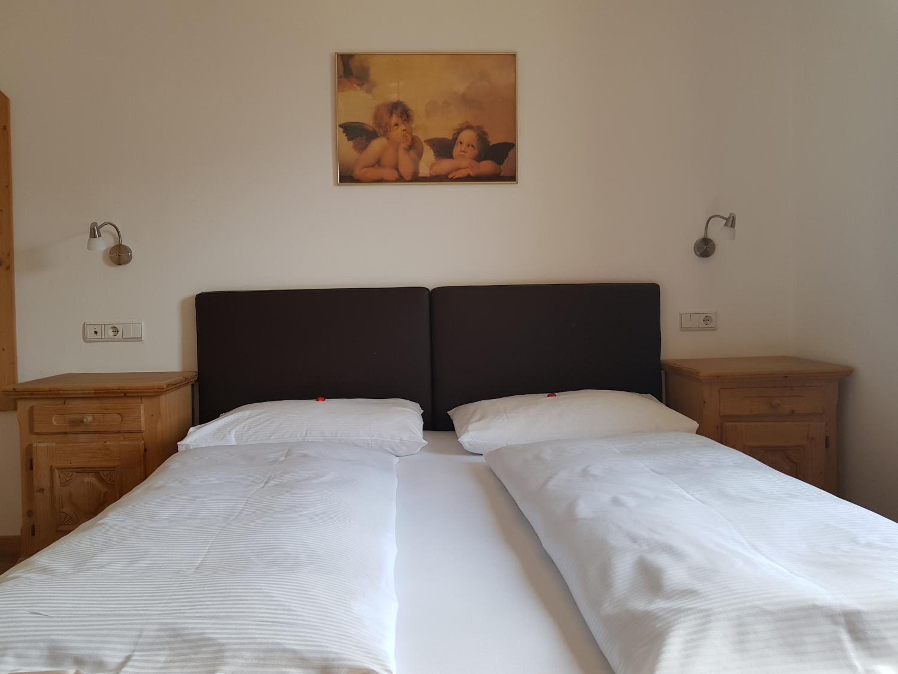 Standard Double Room photo 3
