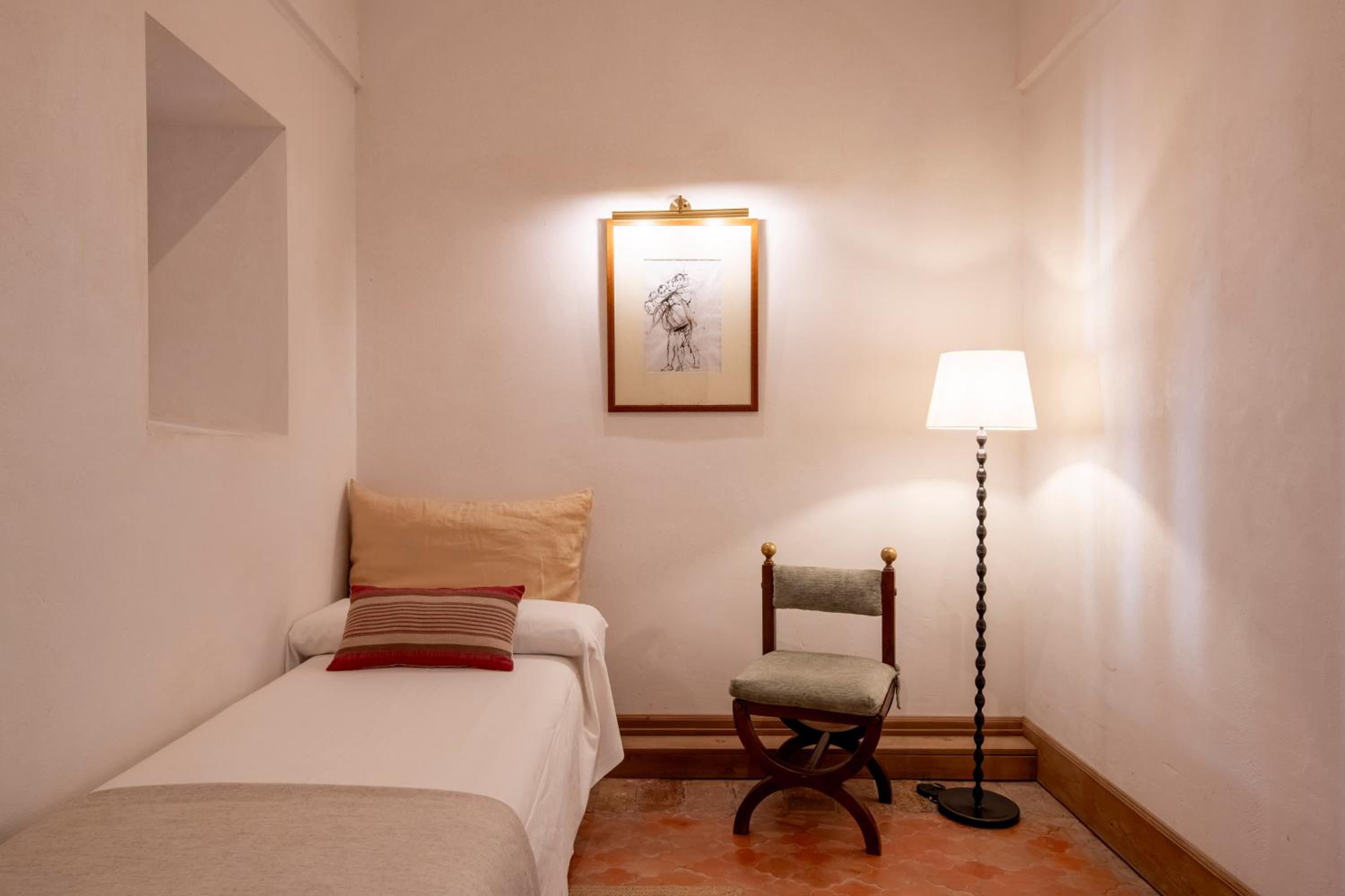 Classic Triple Room - Photo 4