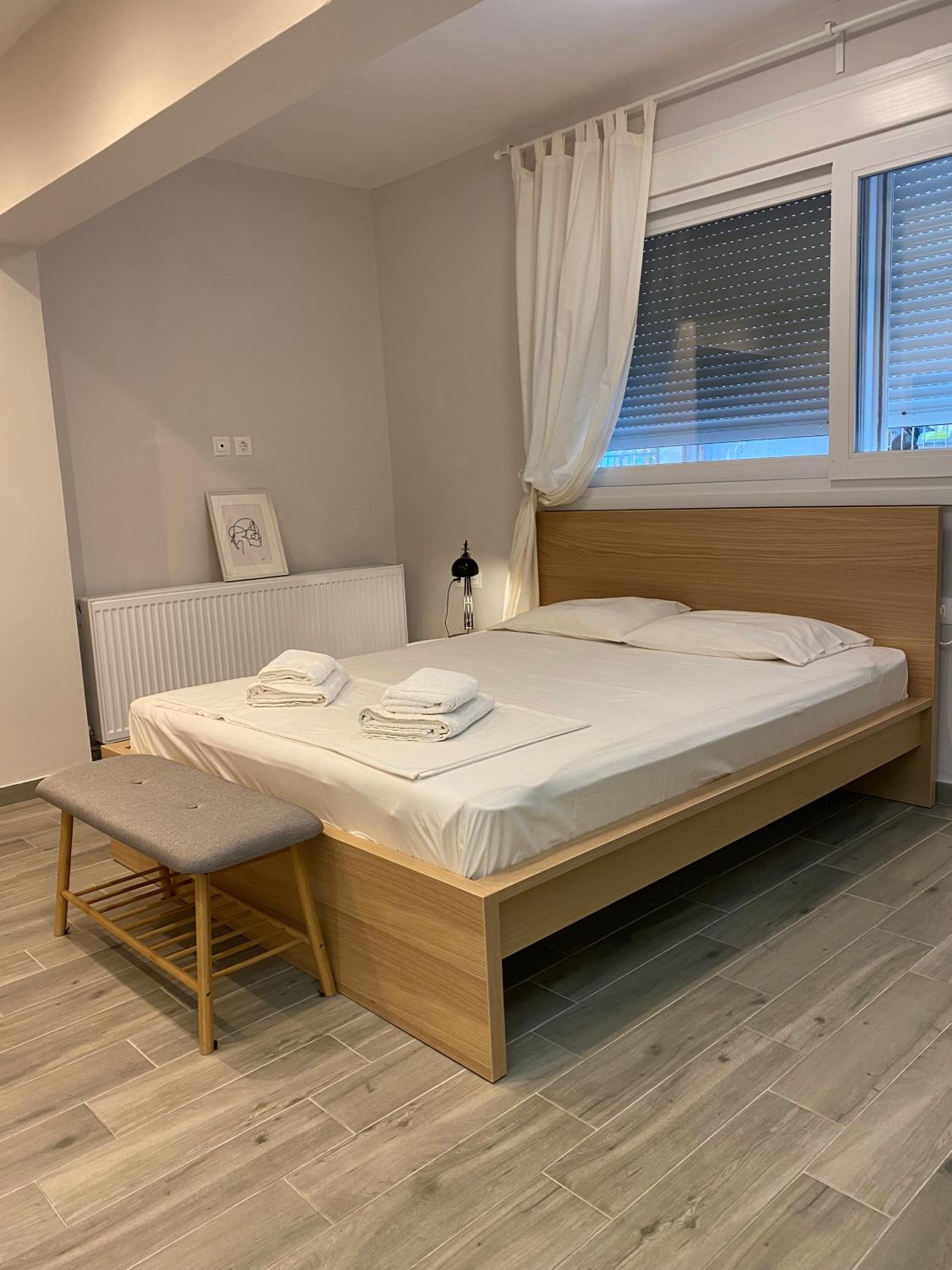 One-Bedroom Apartment - Photo 18