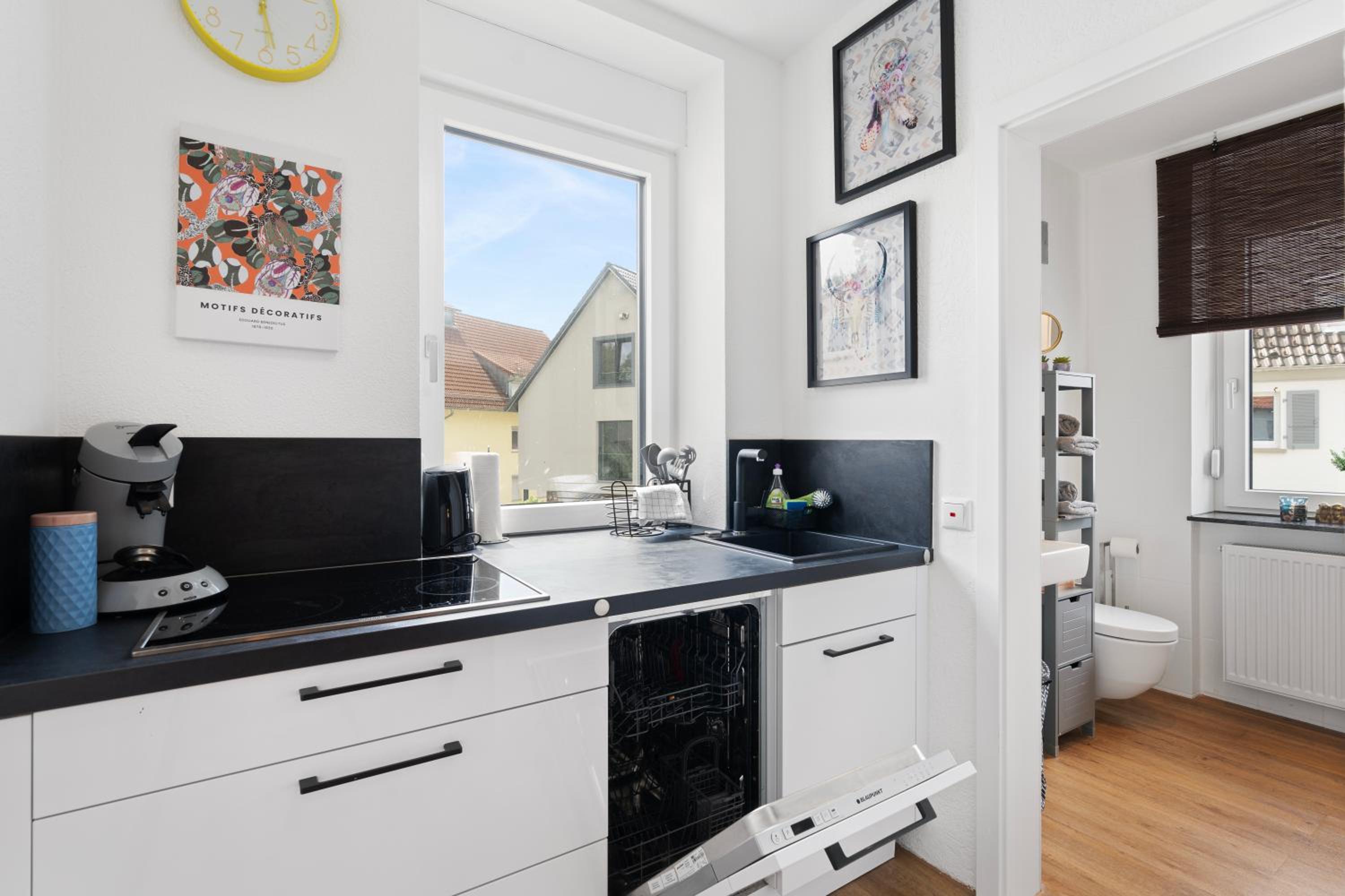Studio Apartment photo 2