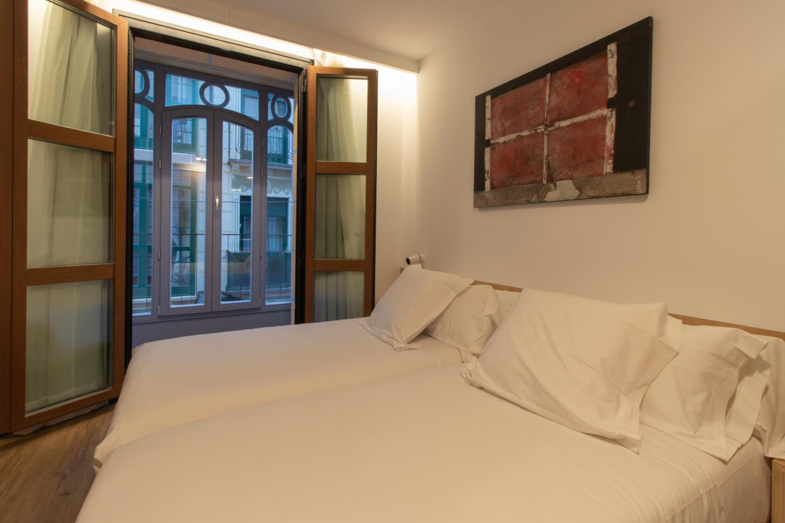 Twin Room - Photo 37