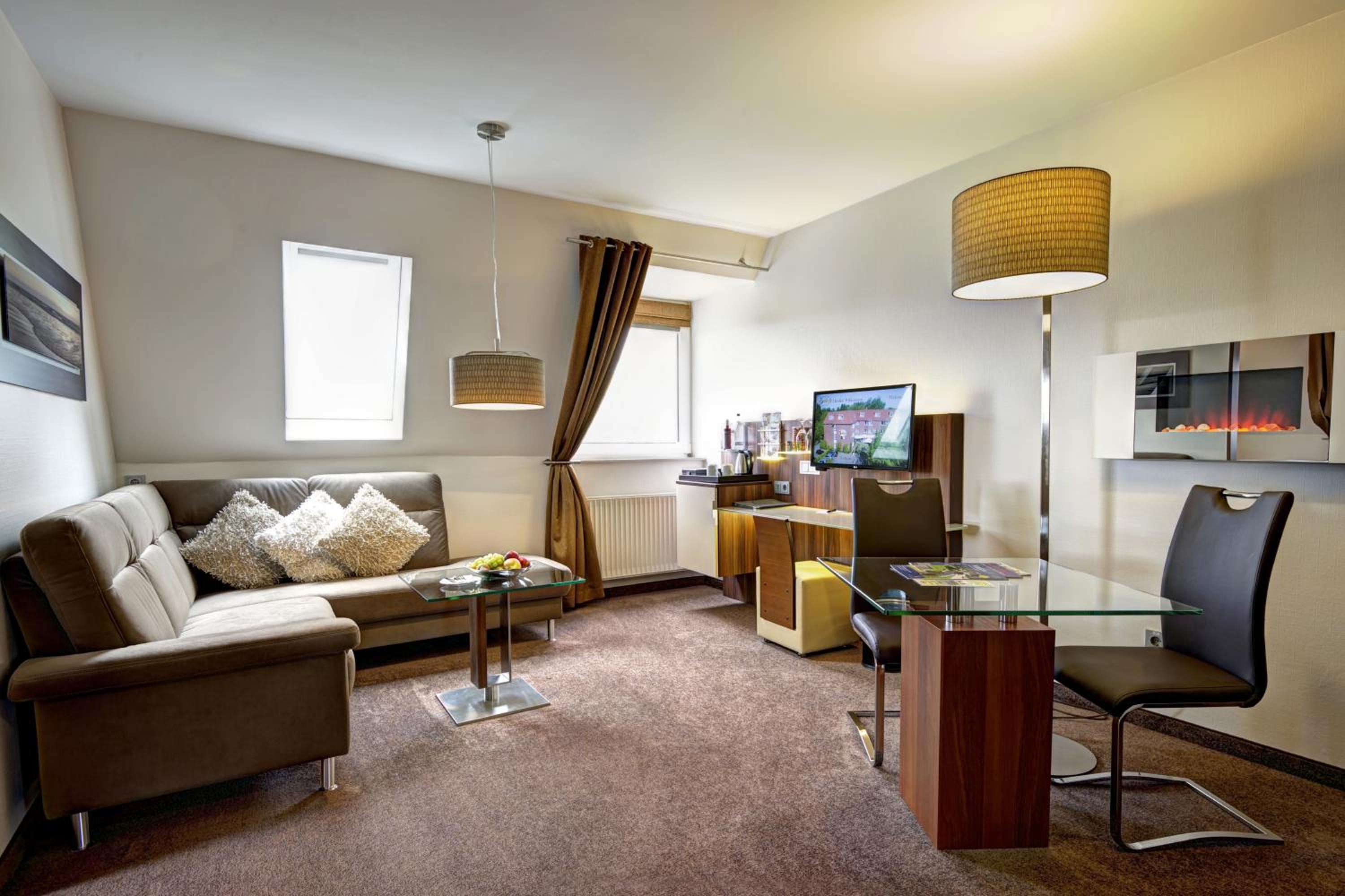 Suite - Photo 4