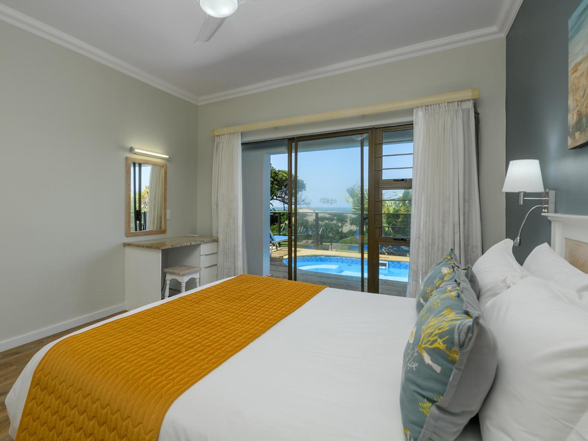 Three Bedroom Luxury Apartment with Splash Pool photo 2