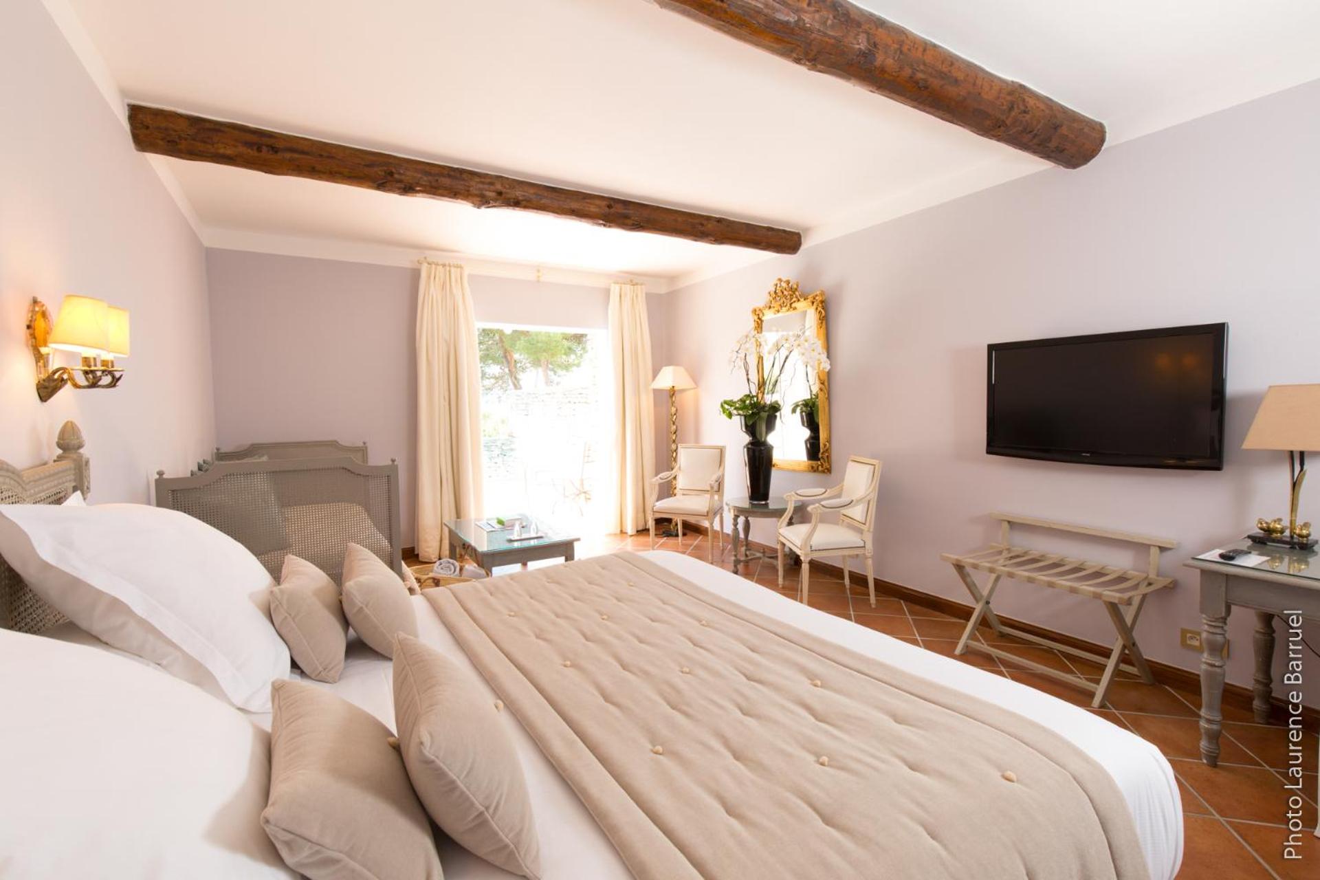 Junior Suite with Private Pool photo 3