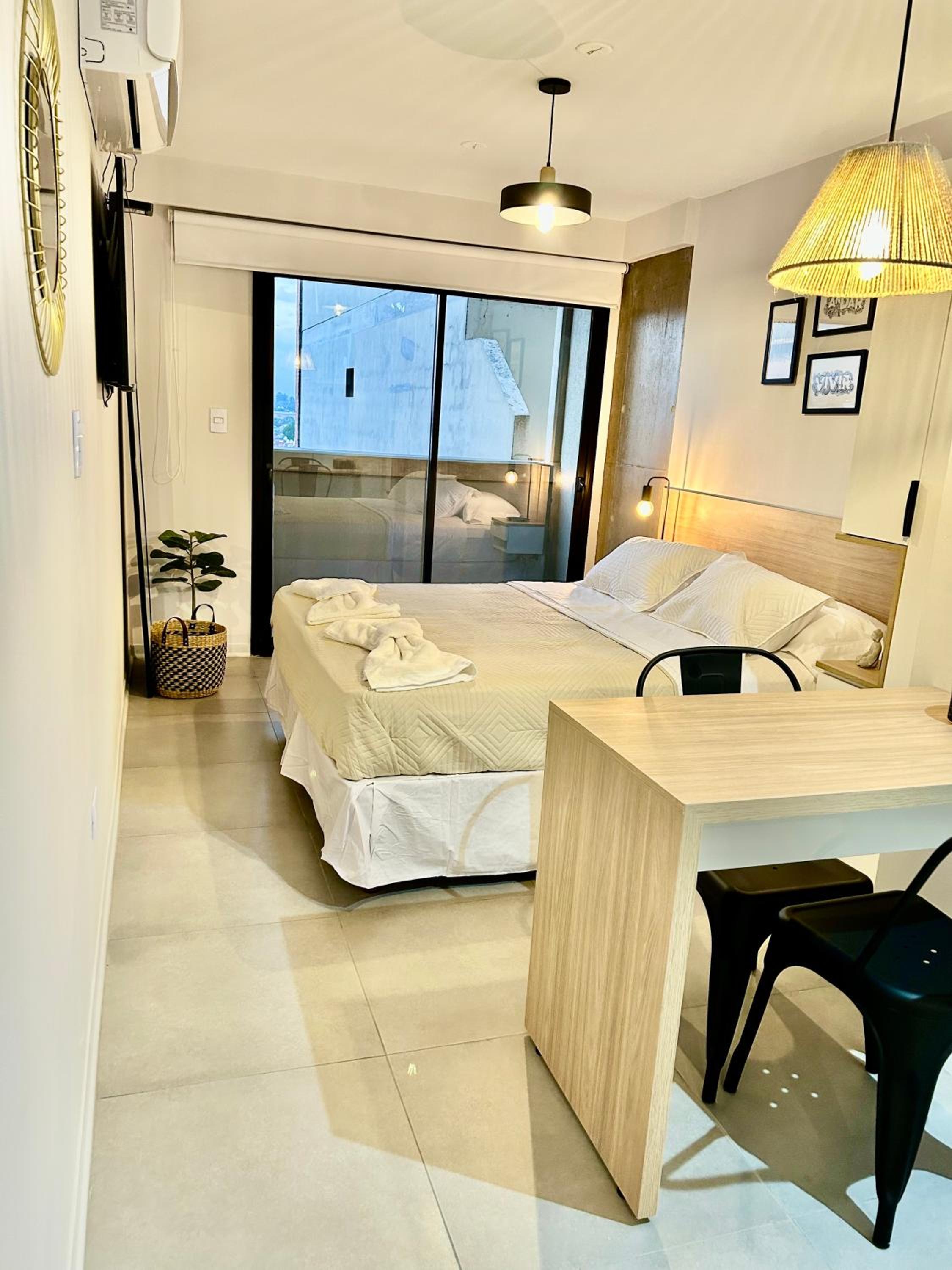One-Bedroom Apartment photo 1