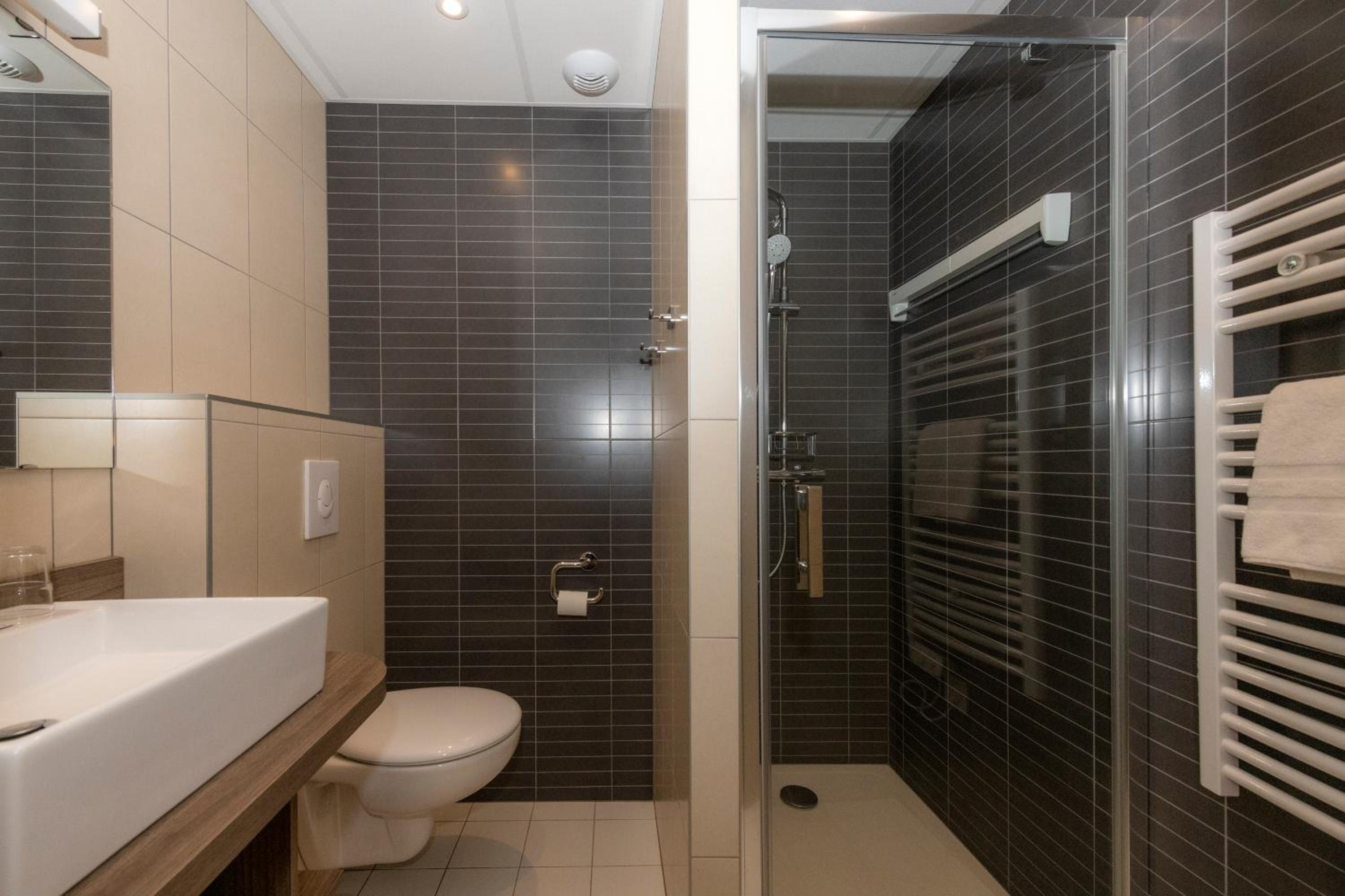 Double Room (1 Adult + 1 Child) photo 3