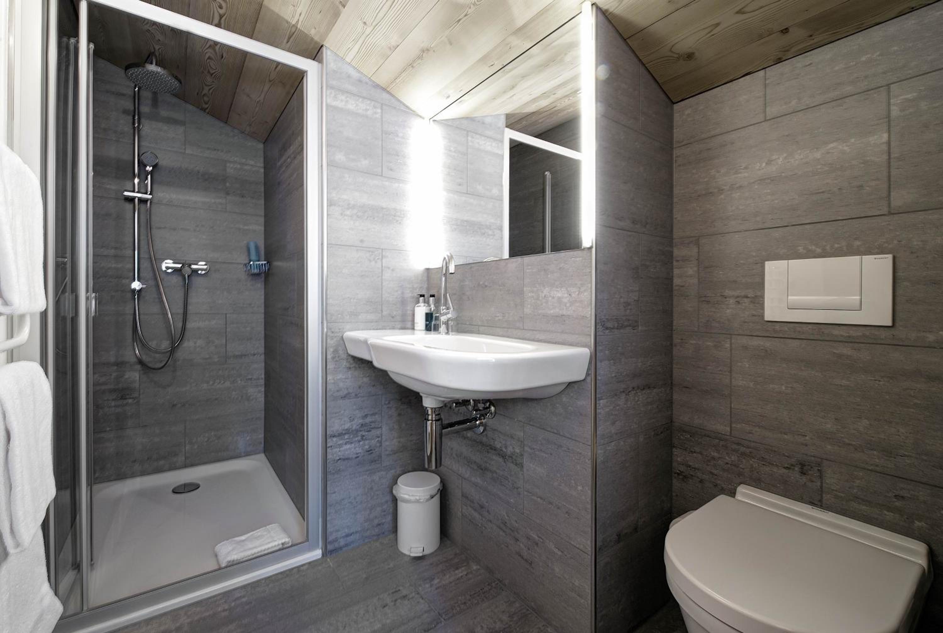 Superior Quadruple Room photo 2