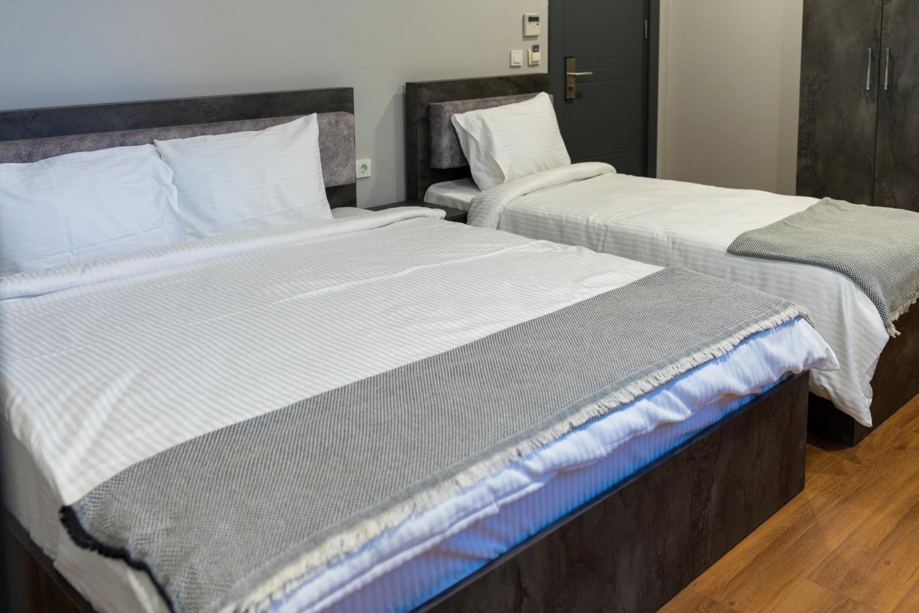 Deluxe Triple Room photo 3