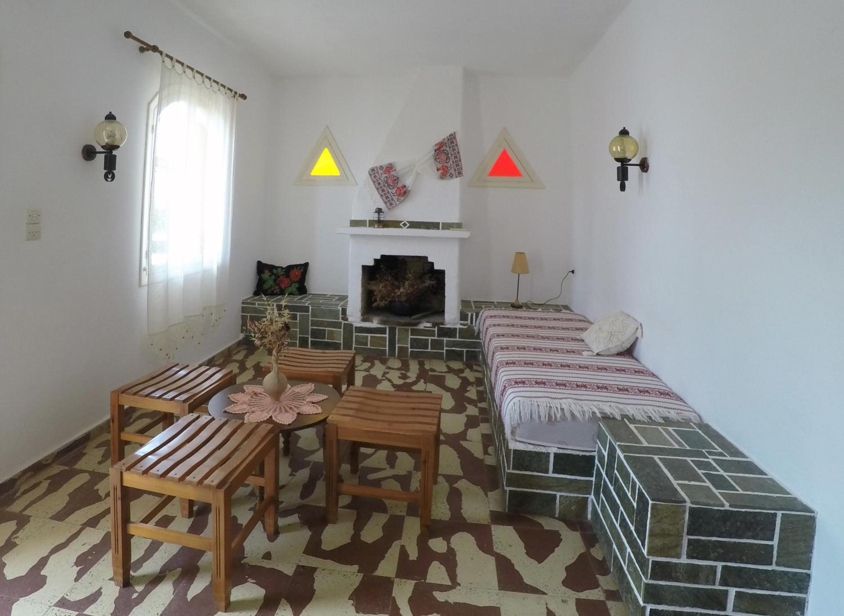 Two-Bedroom Apartment (2 Adults + 2 Children) photo 3
