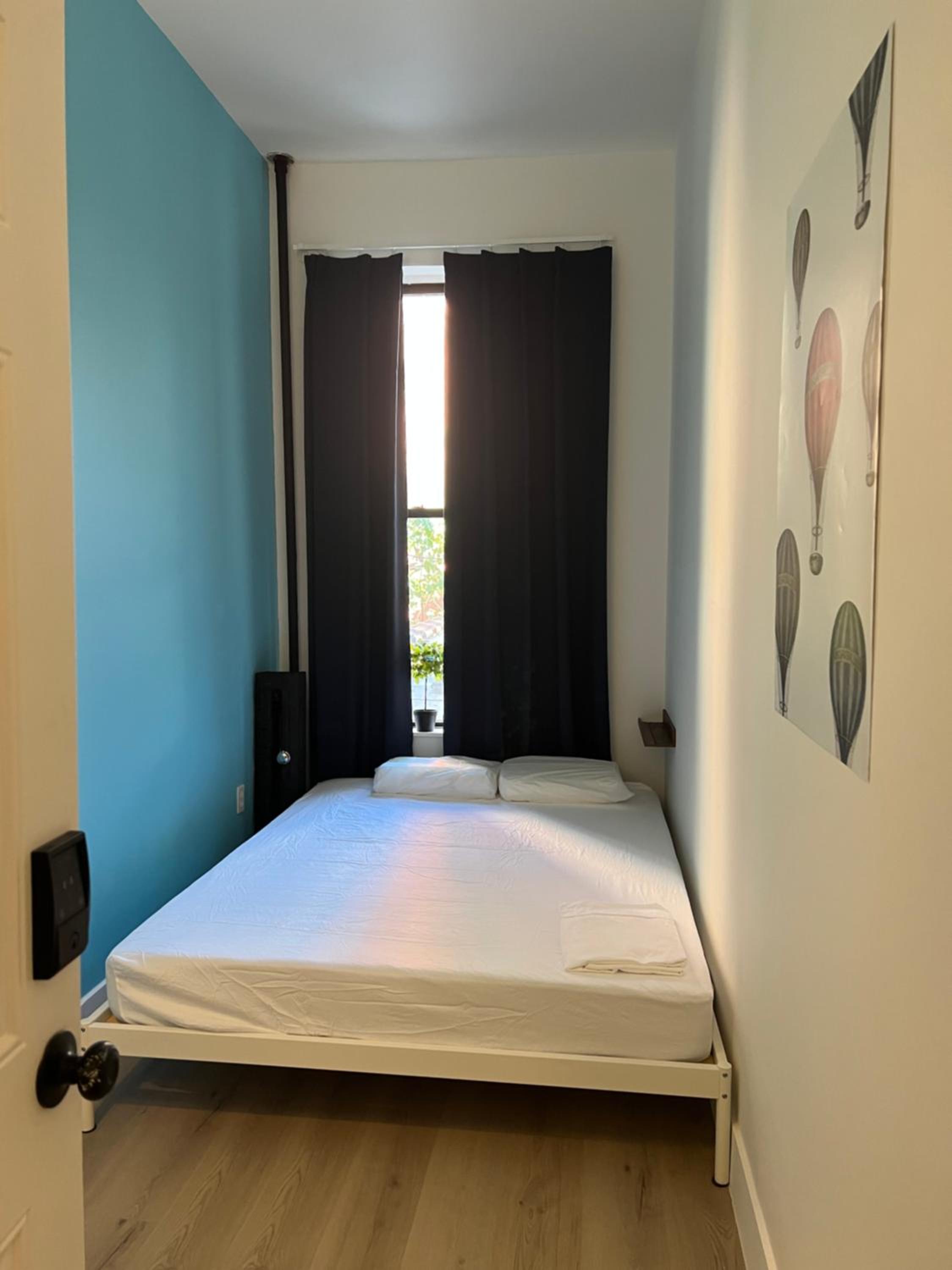 Double Room with Shared Bathroom photo 1