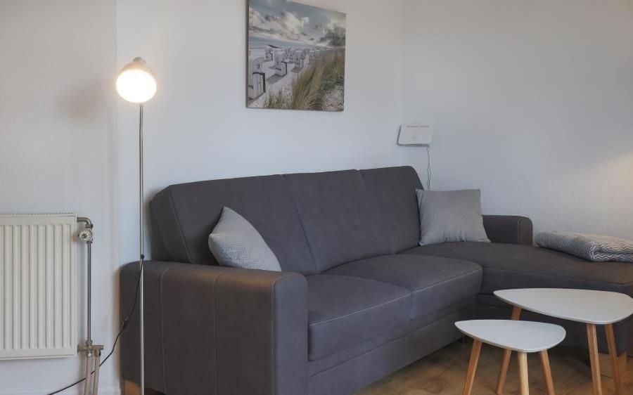 Apartment With Balcony photo 3