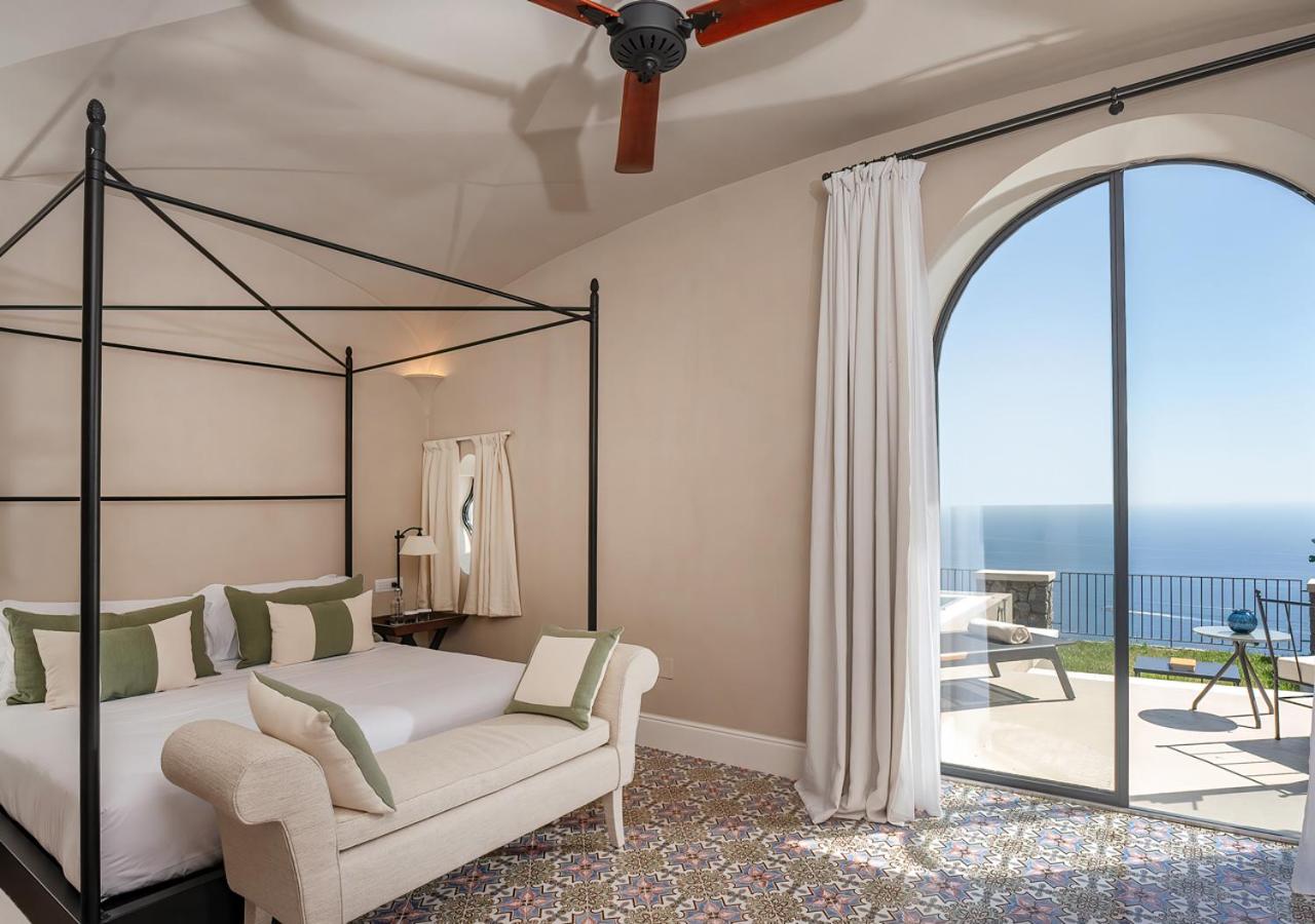 Signature Suite with Private Pool