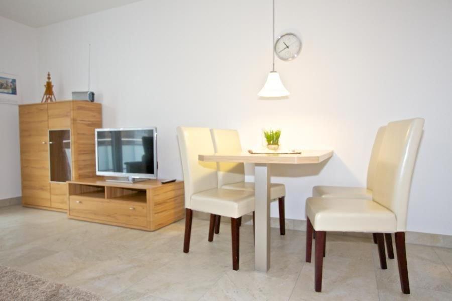 Apartment With Balcony photo 2