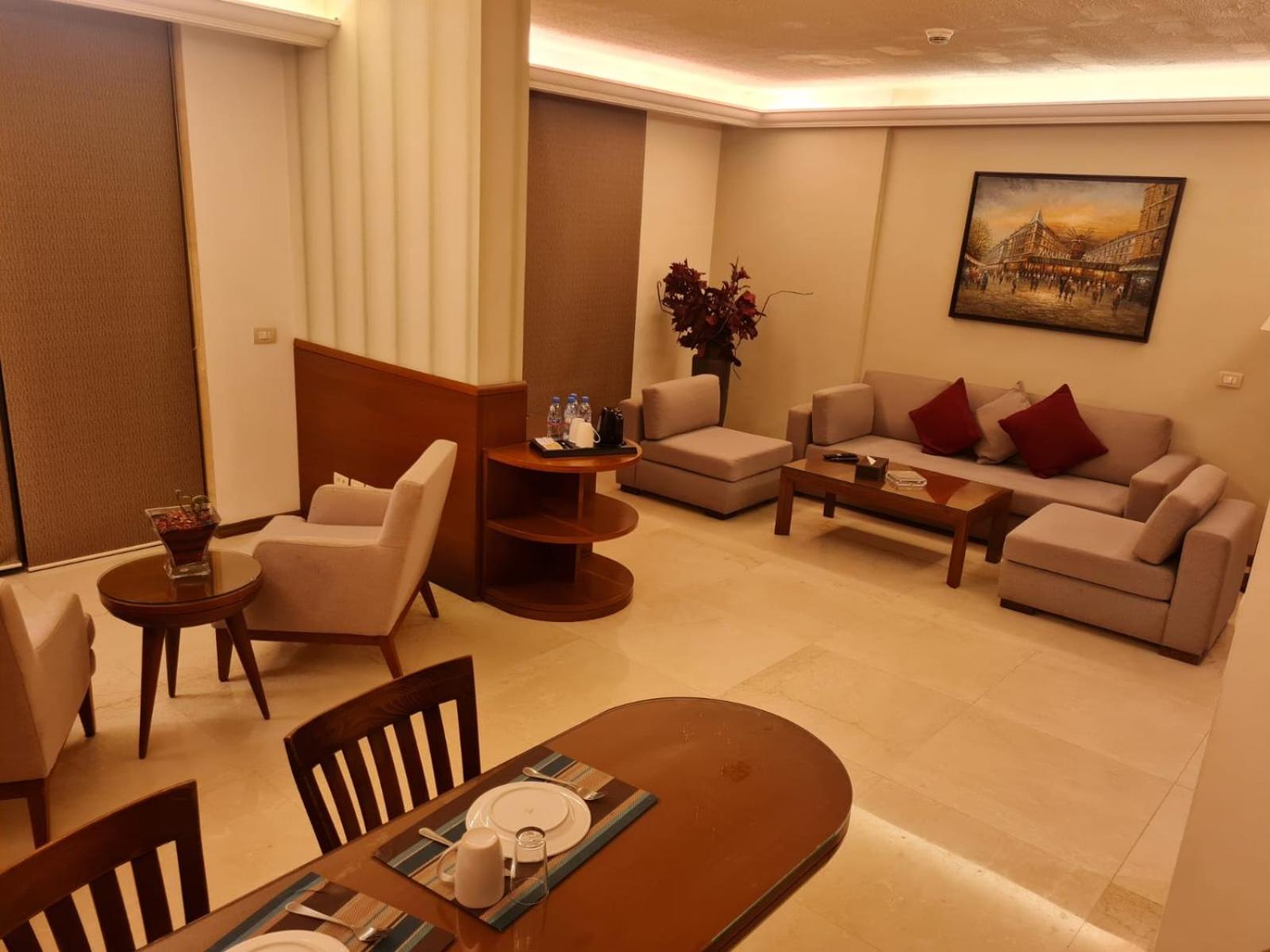 Presidential Suite photo 3