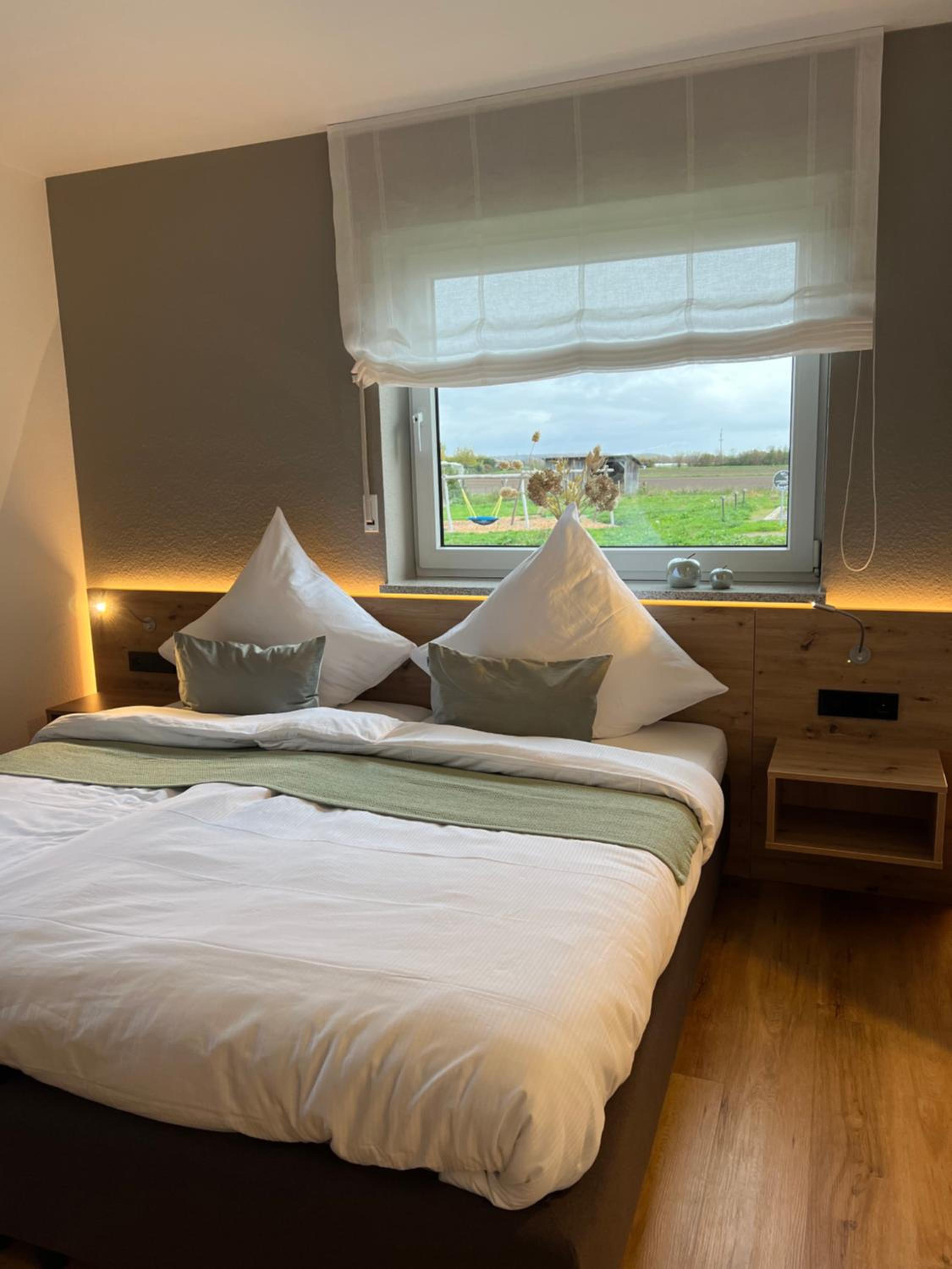 King Room with Garden View