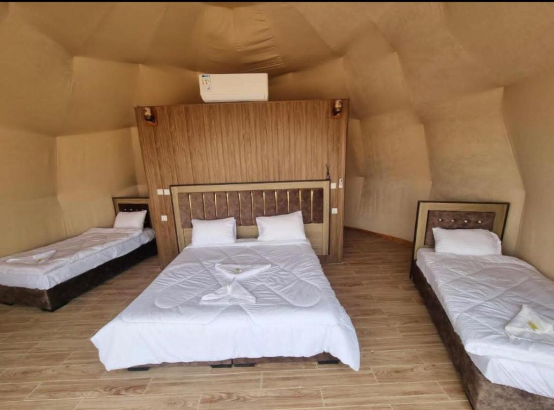 Luxury Triple Room photo 3