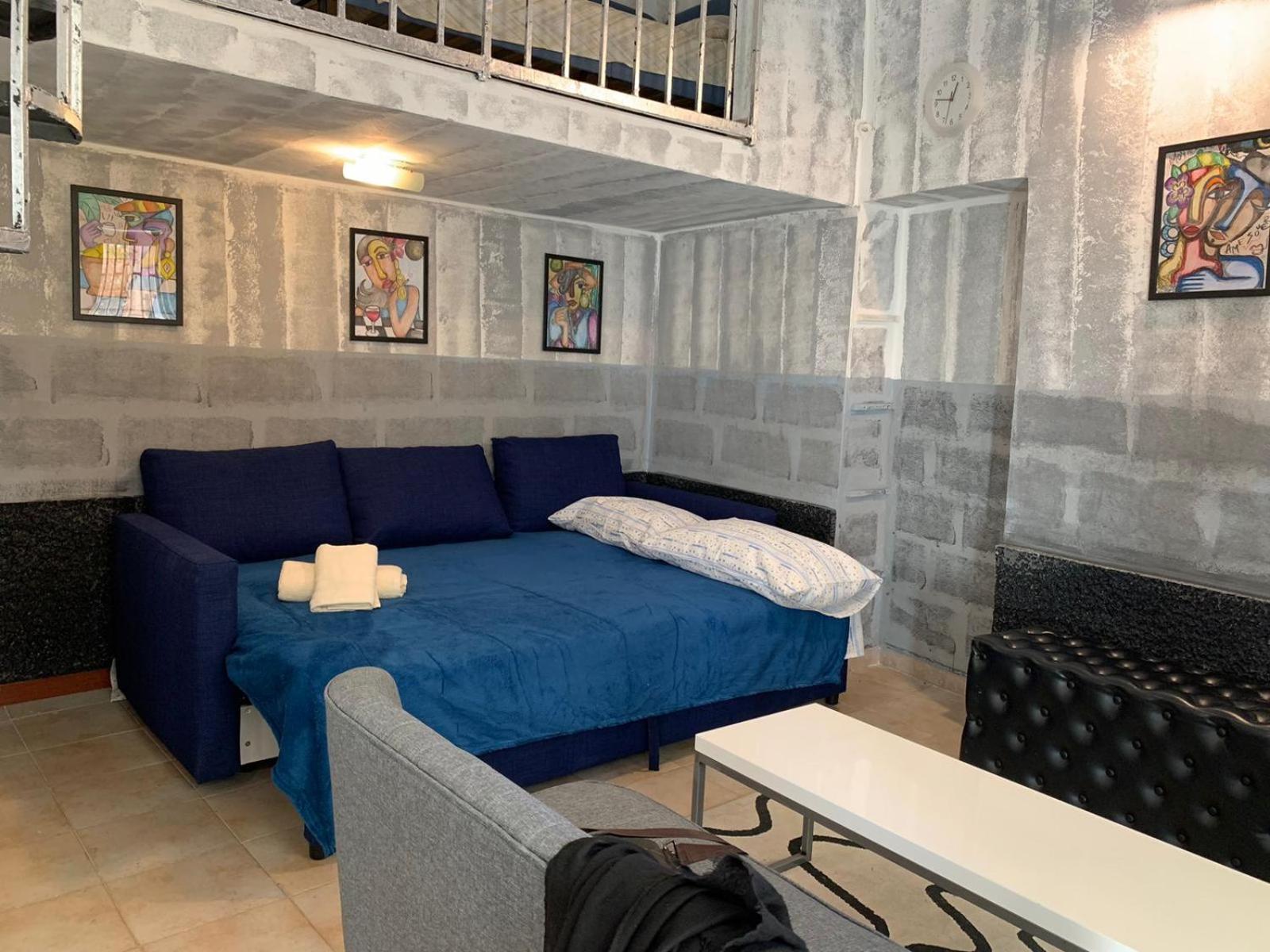 One-Bedroom House