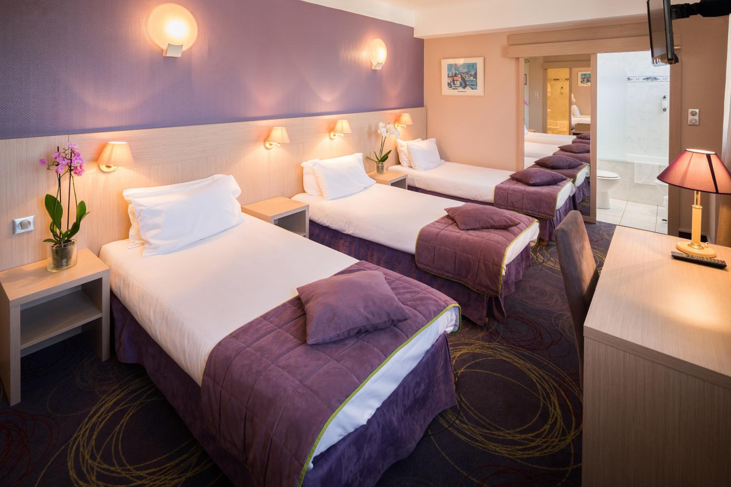 Triple Room - Photo 1