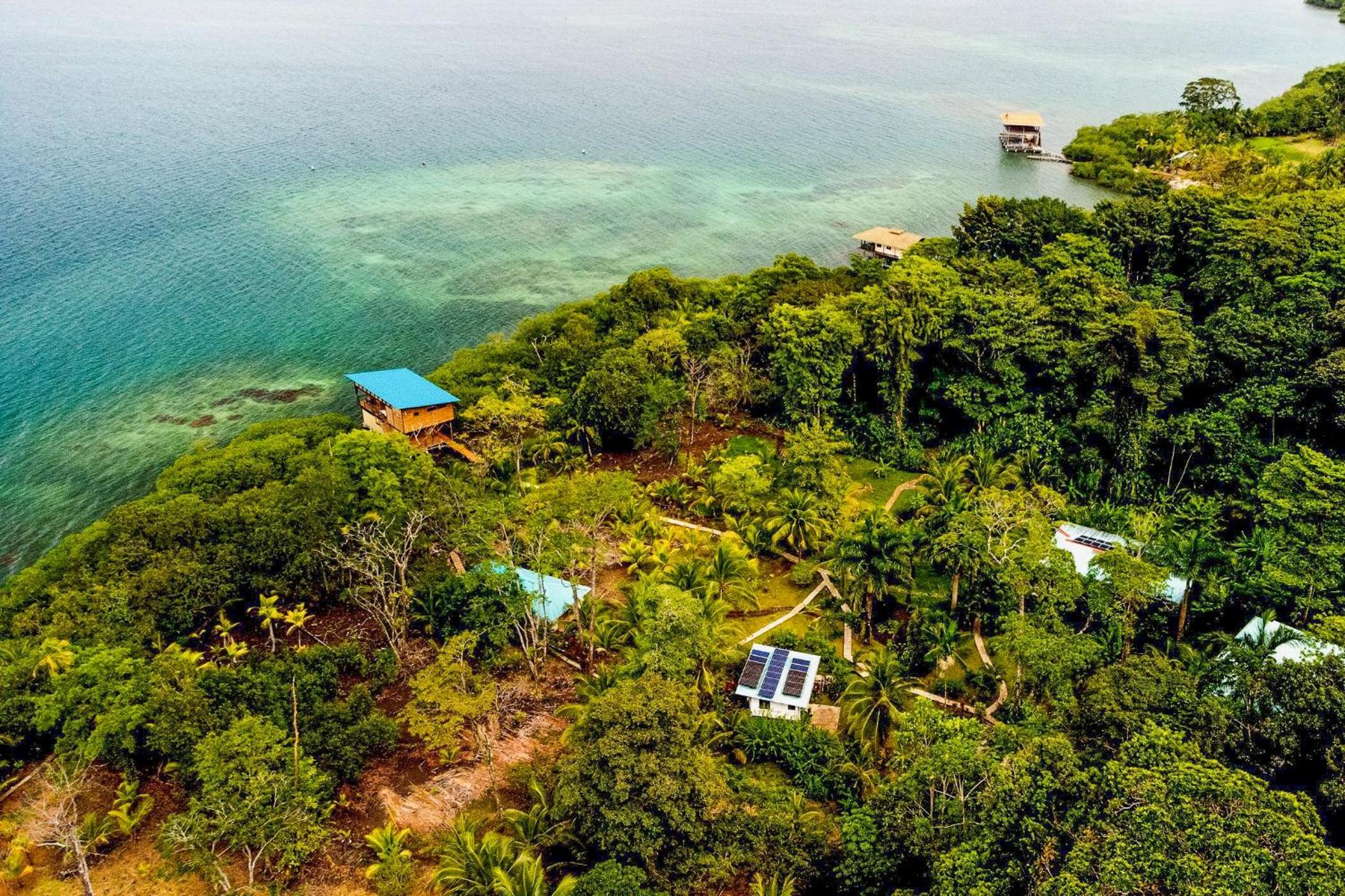 Deluxe Triple Room with Sea View