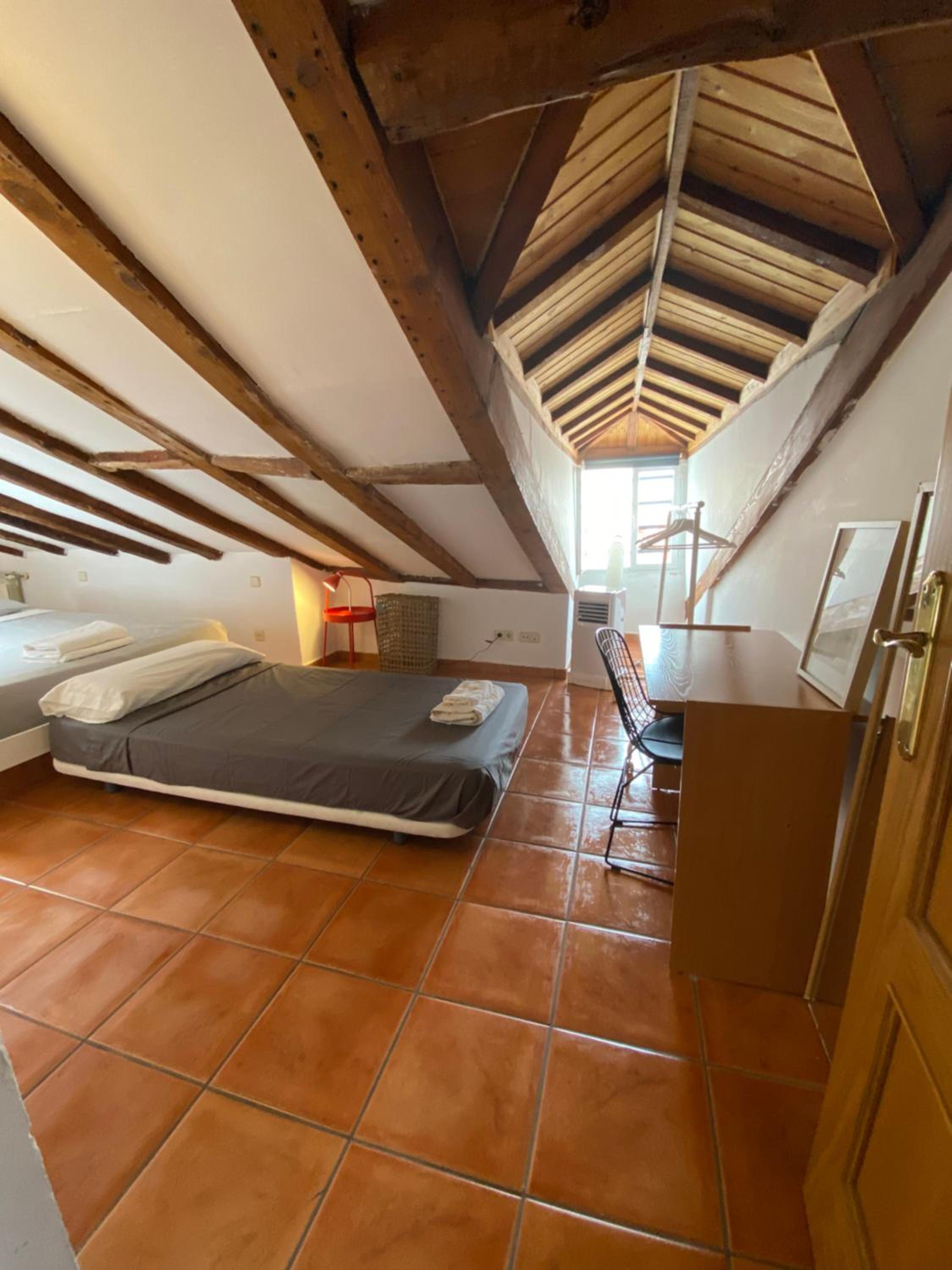Habitación Triple con Baño Privado