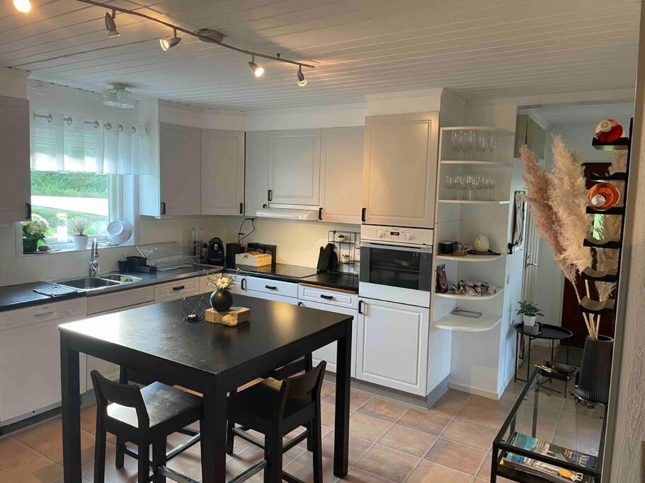 Villa photo 3