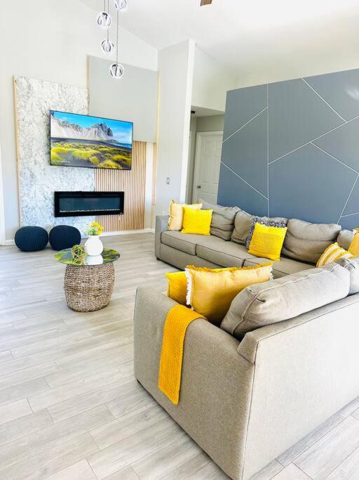Three-Bedroom House photo 1
