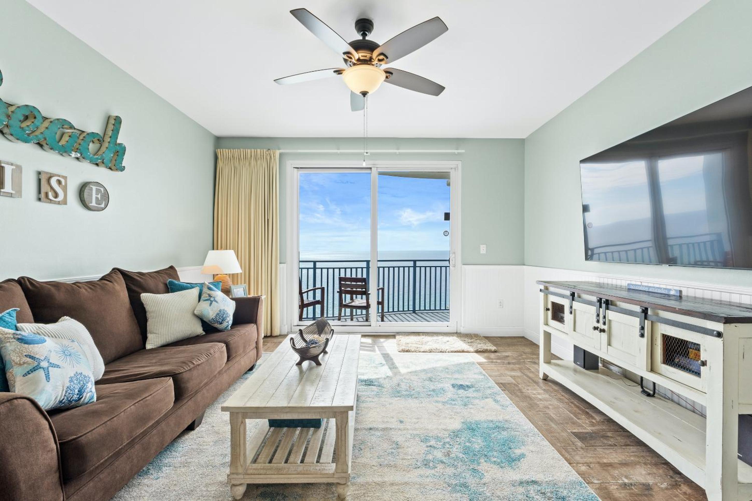 Apartment with Sea View photo 1