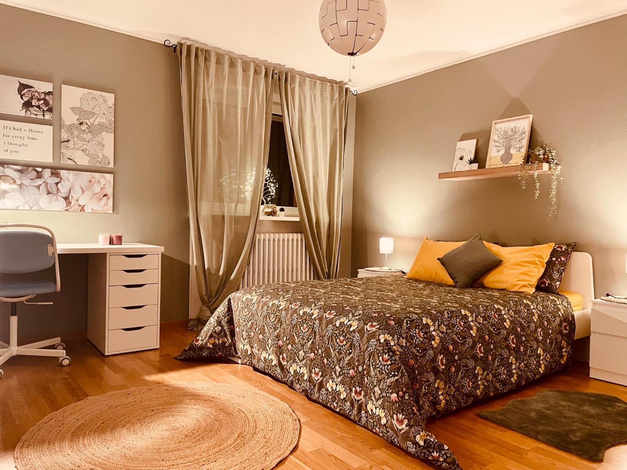 Double Room with Shared Bathroom