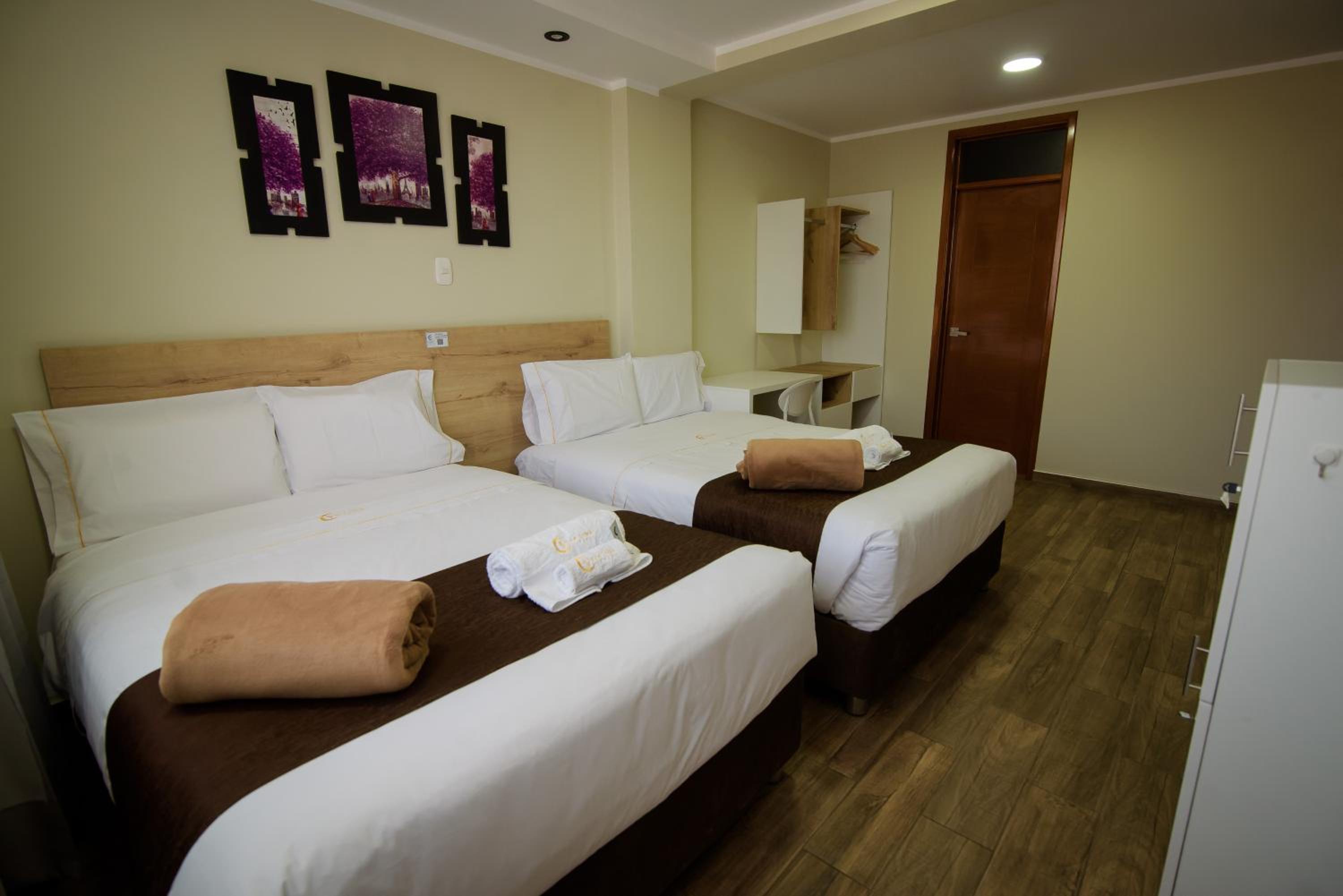 Standard Twin Room photo 2