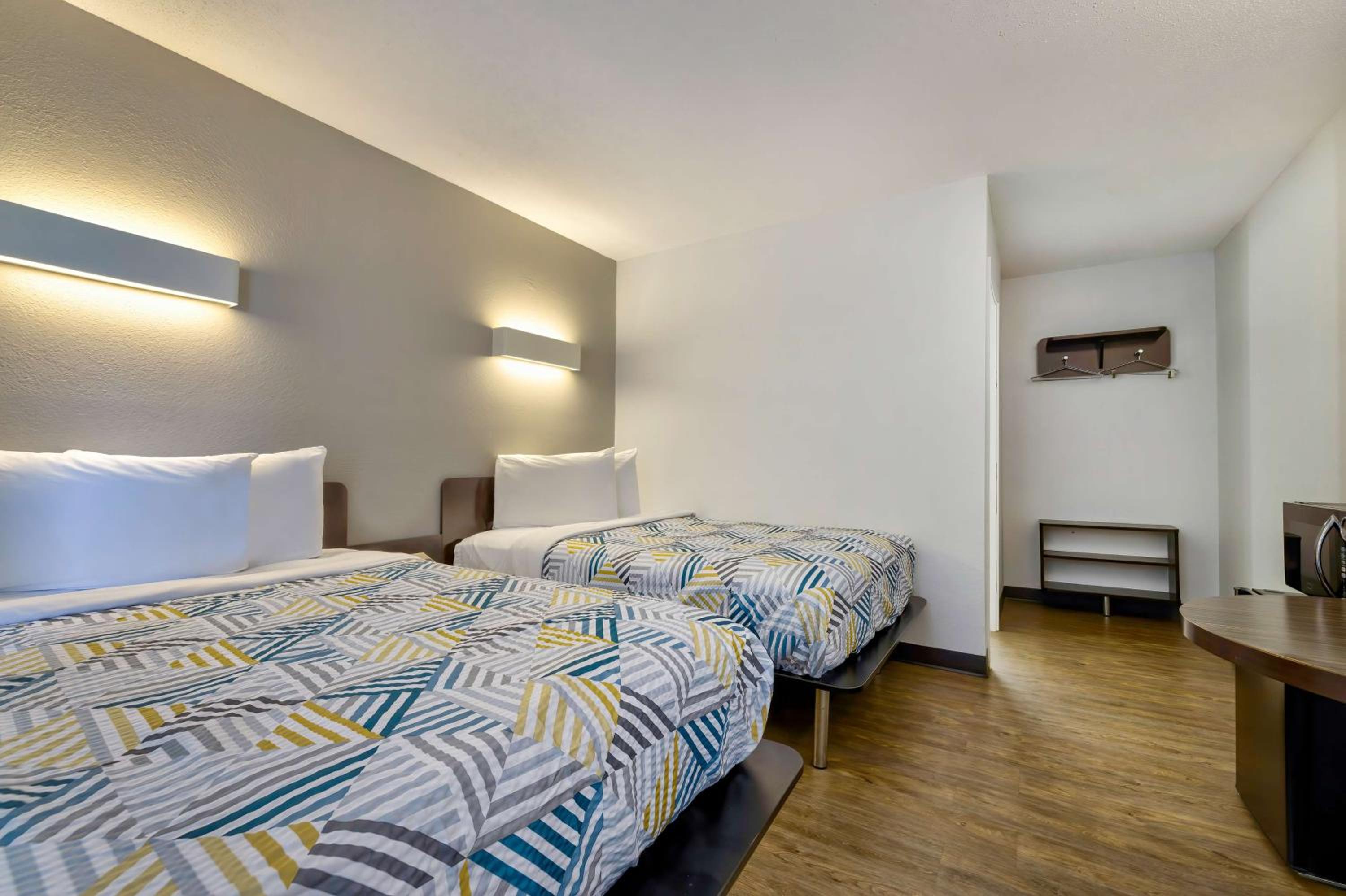 Quadruple Room - Disability Access - Non-Smoking photo 1