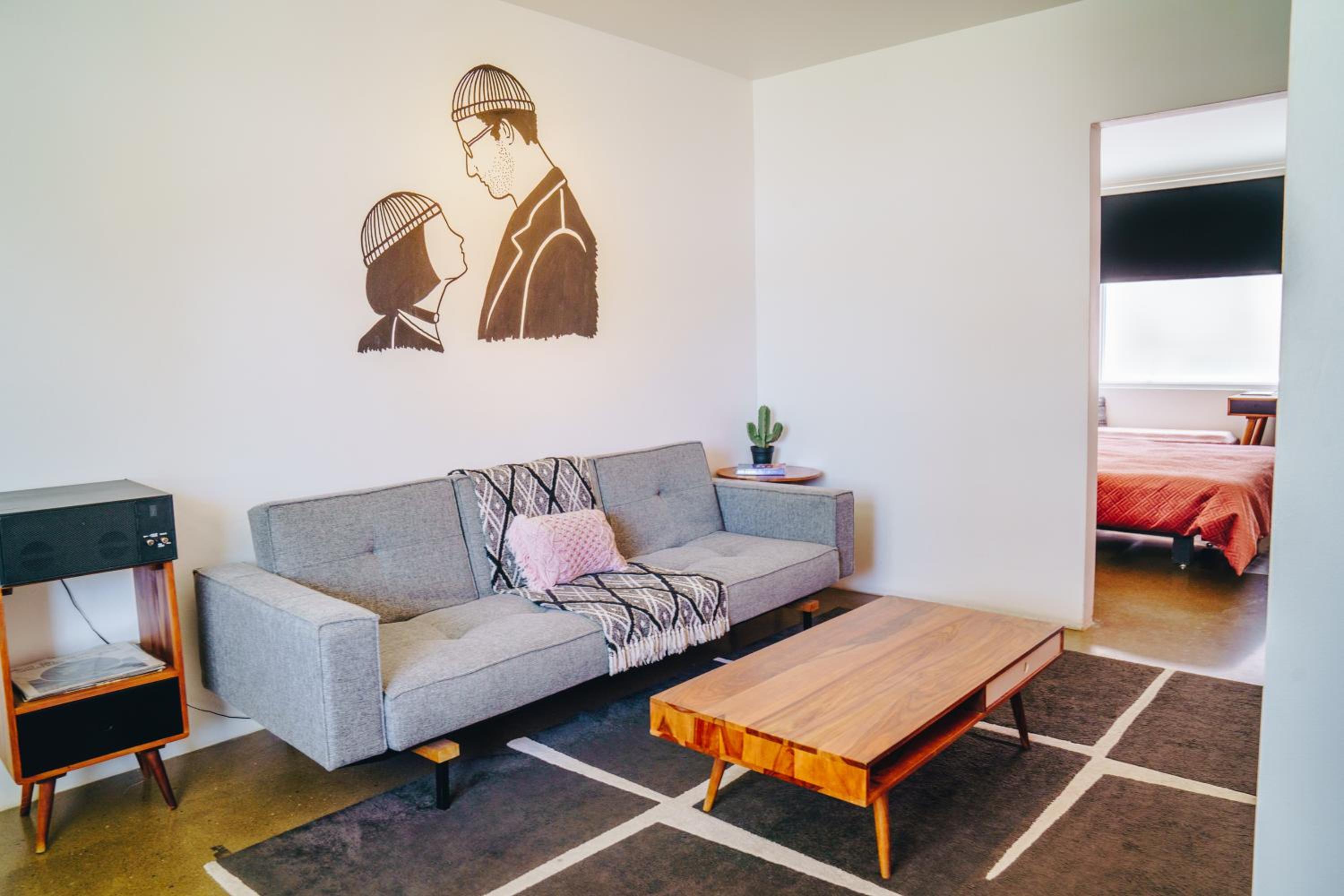 King Suite - Photo 1