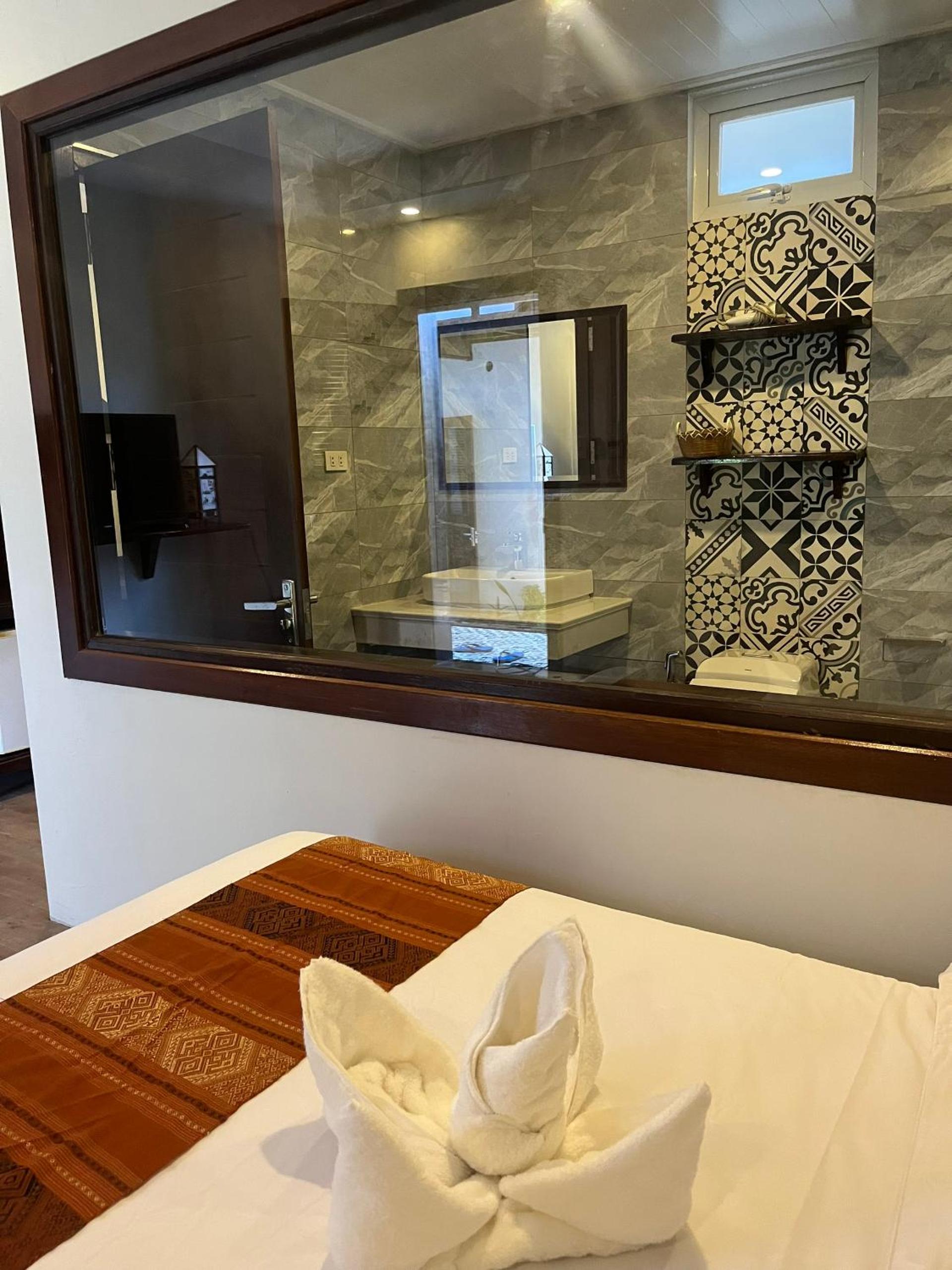 Double Room With Balcony - Photo 6