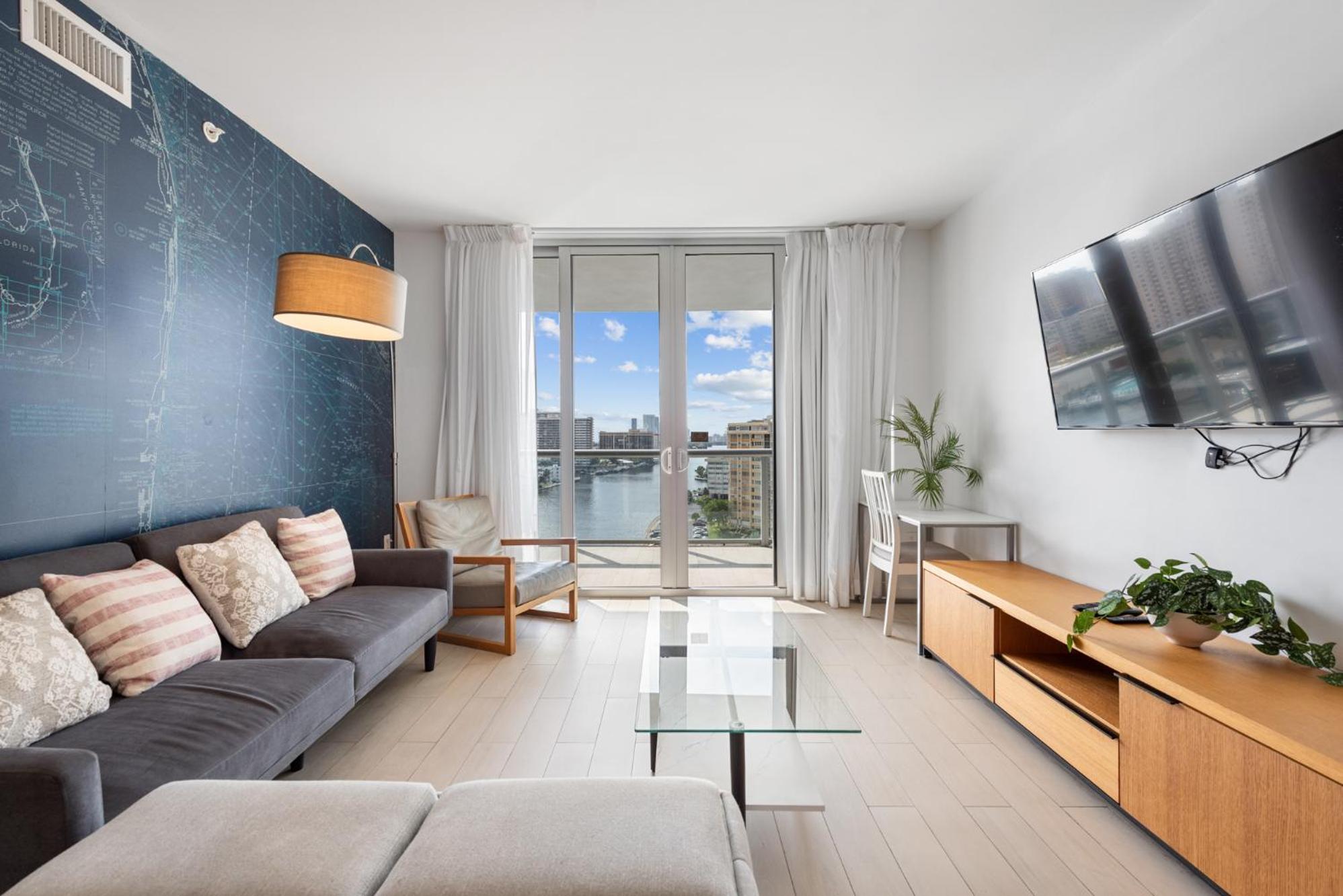 Apartment with Sea View