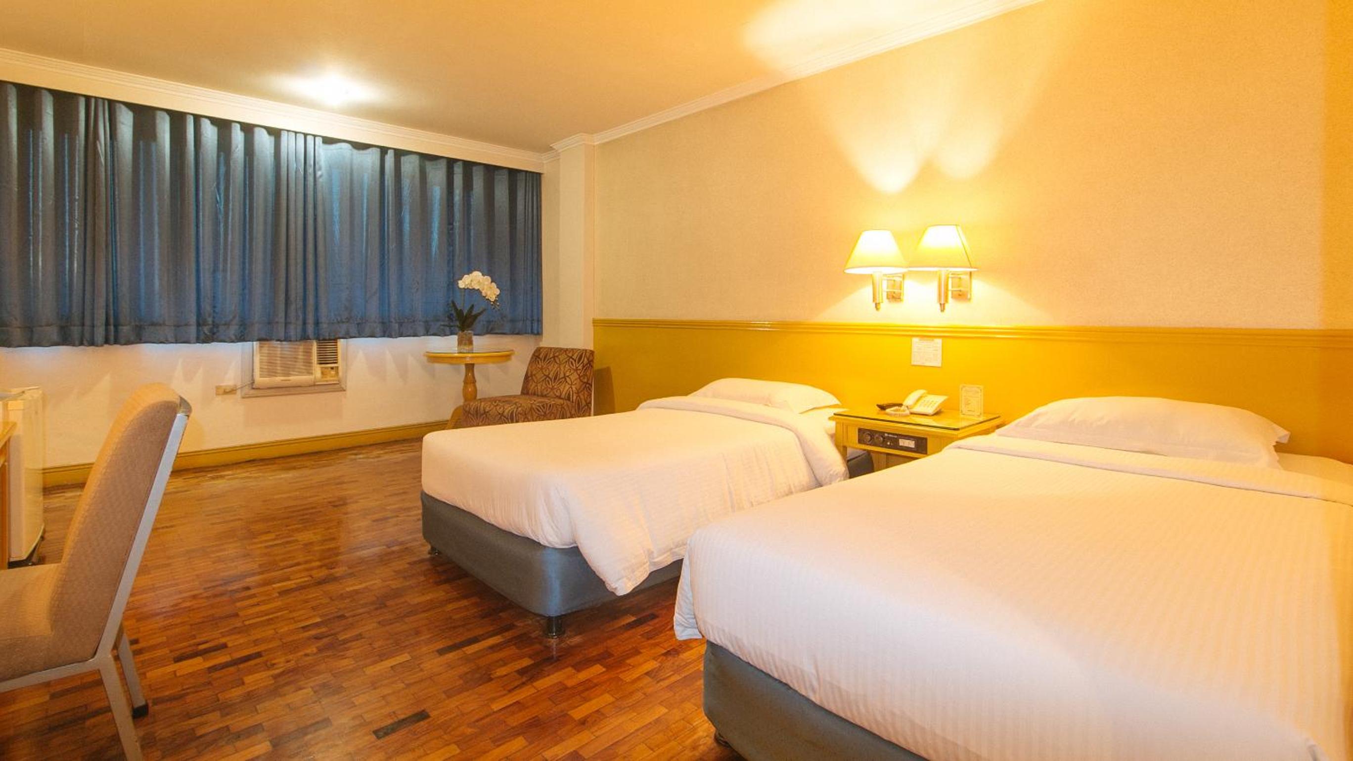 Deluxe Twin Room - Photo 7