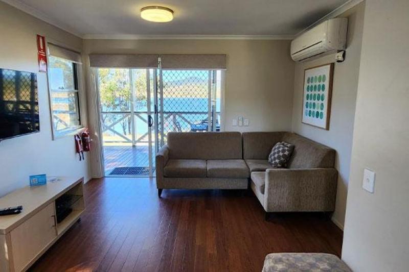 Lakeview Villa - Accessible photo 1