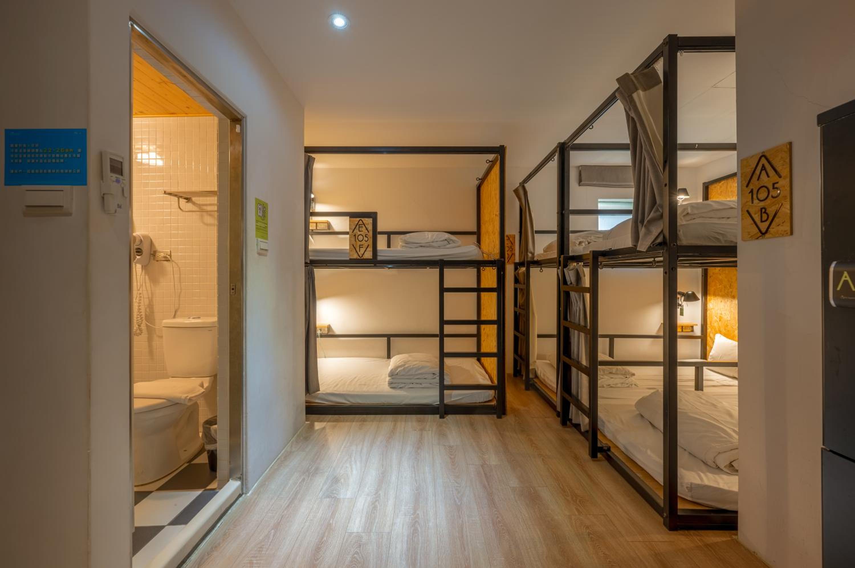 Bunk Bed in Female Dormitory Room   photo 3