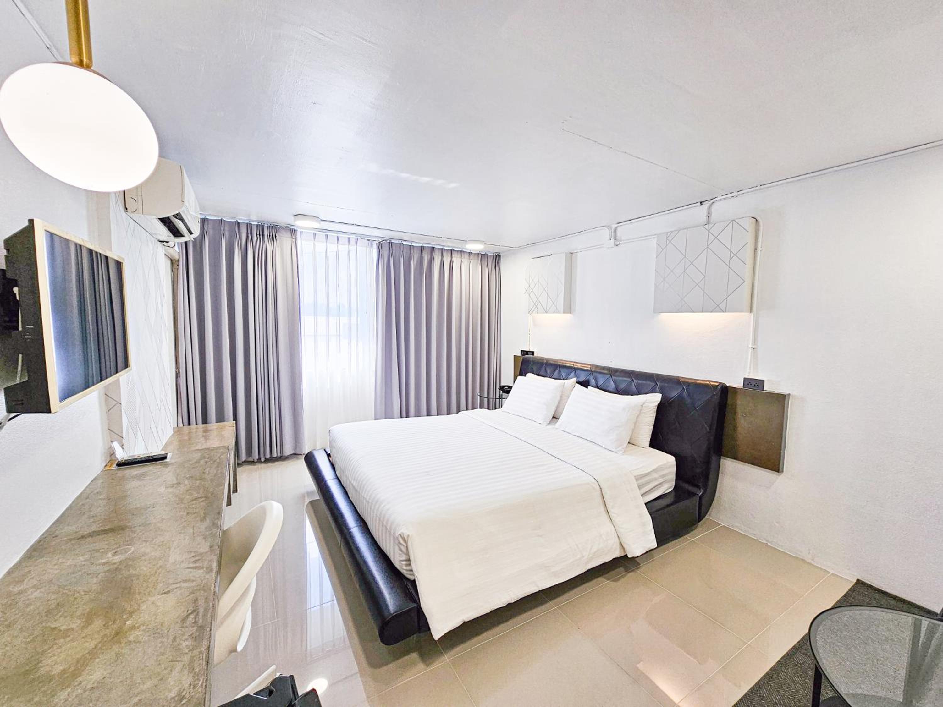 Standard Double Room - Photo 1