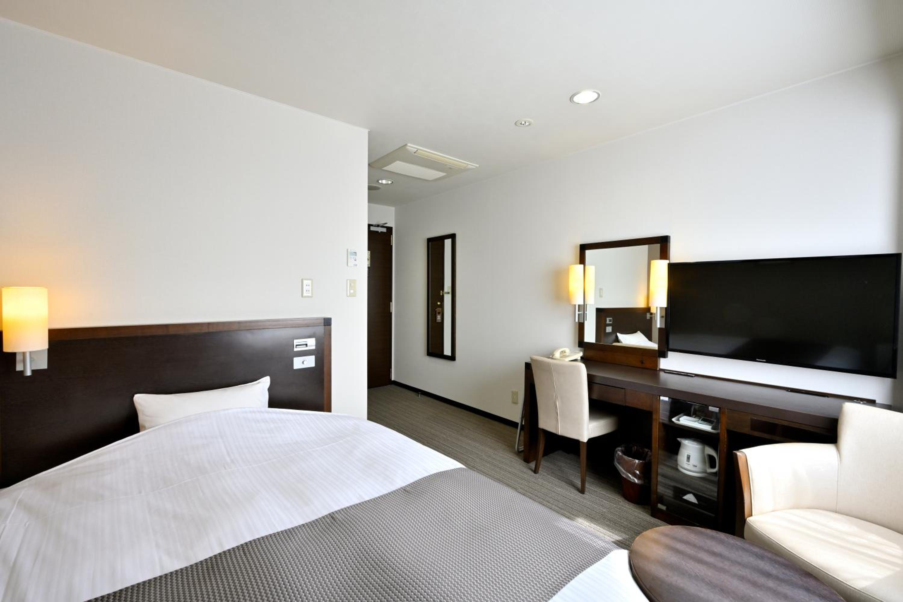Deluxe Room - Non-Smoking