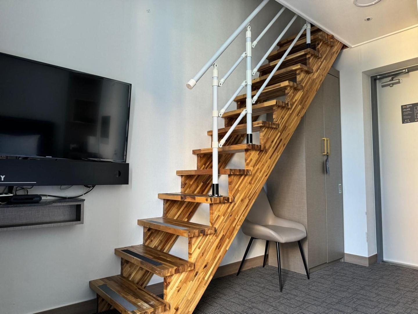 Duplex Room - Photo 4