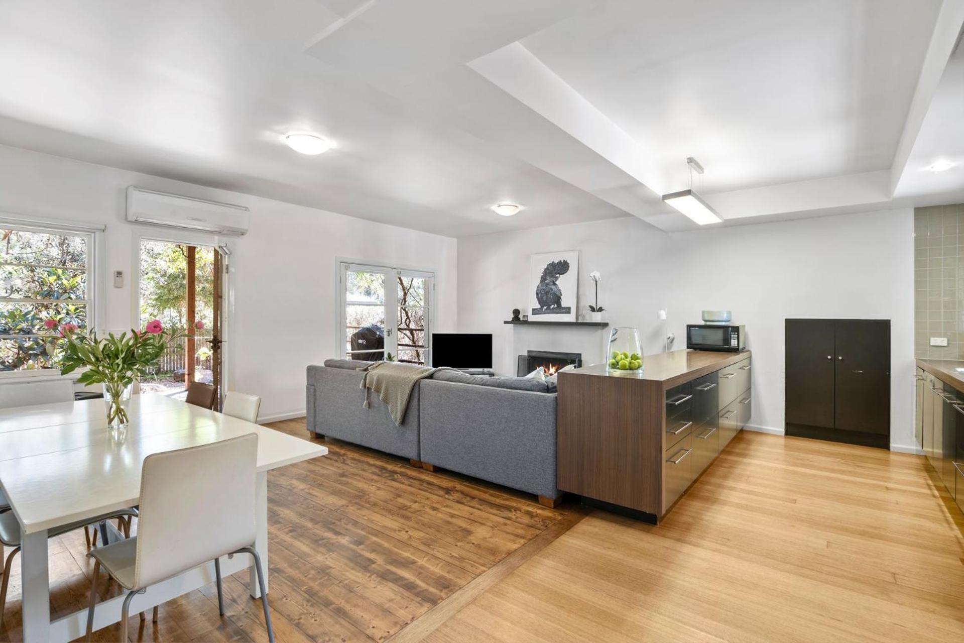 Three-Bedroom House photo 1