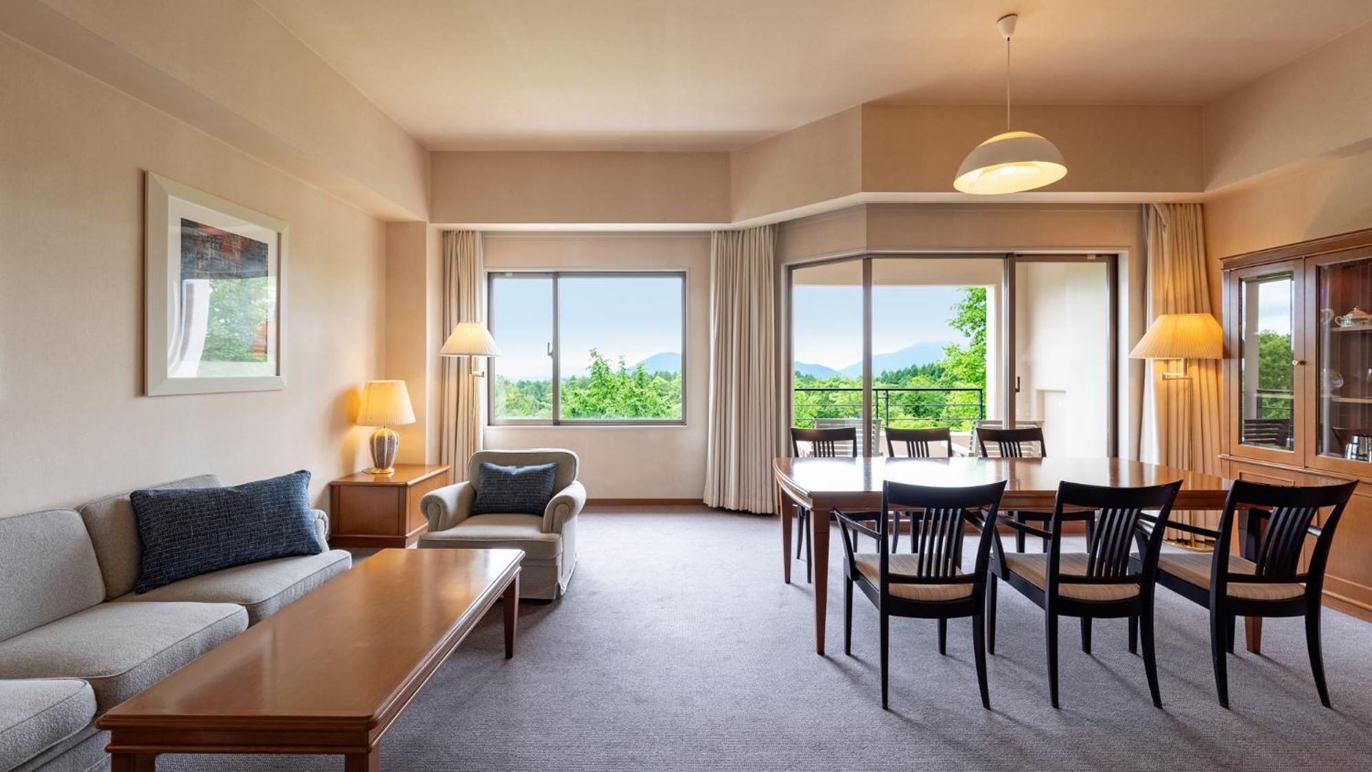 Suite with Mountain View - Photo 6