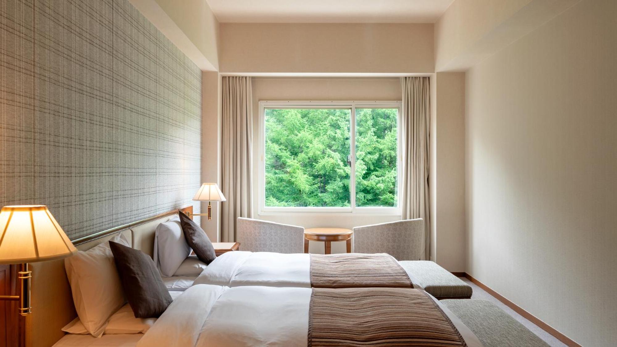 Suite with Mountain View - Photo 4