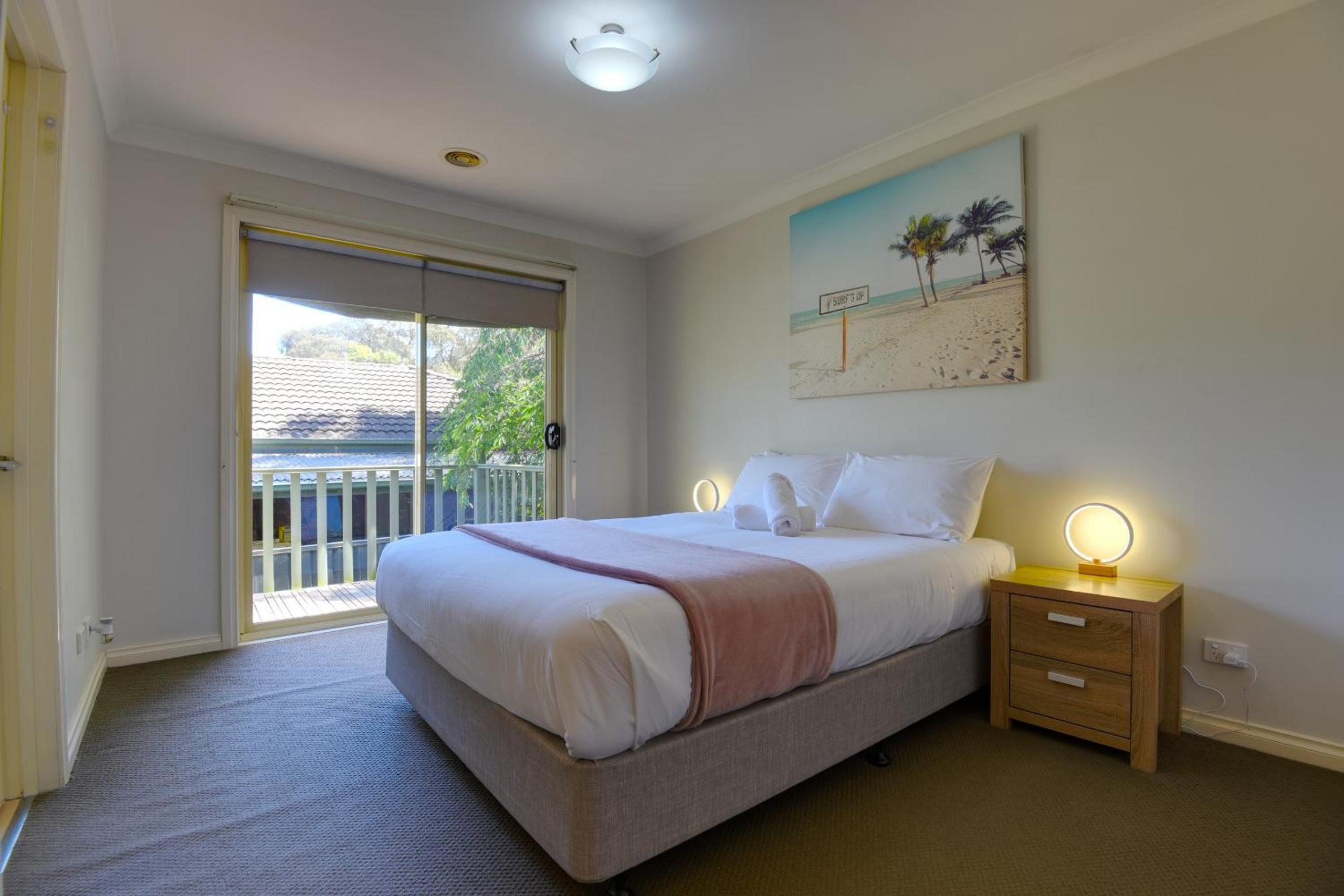 Four-Bedroom House photo 1