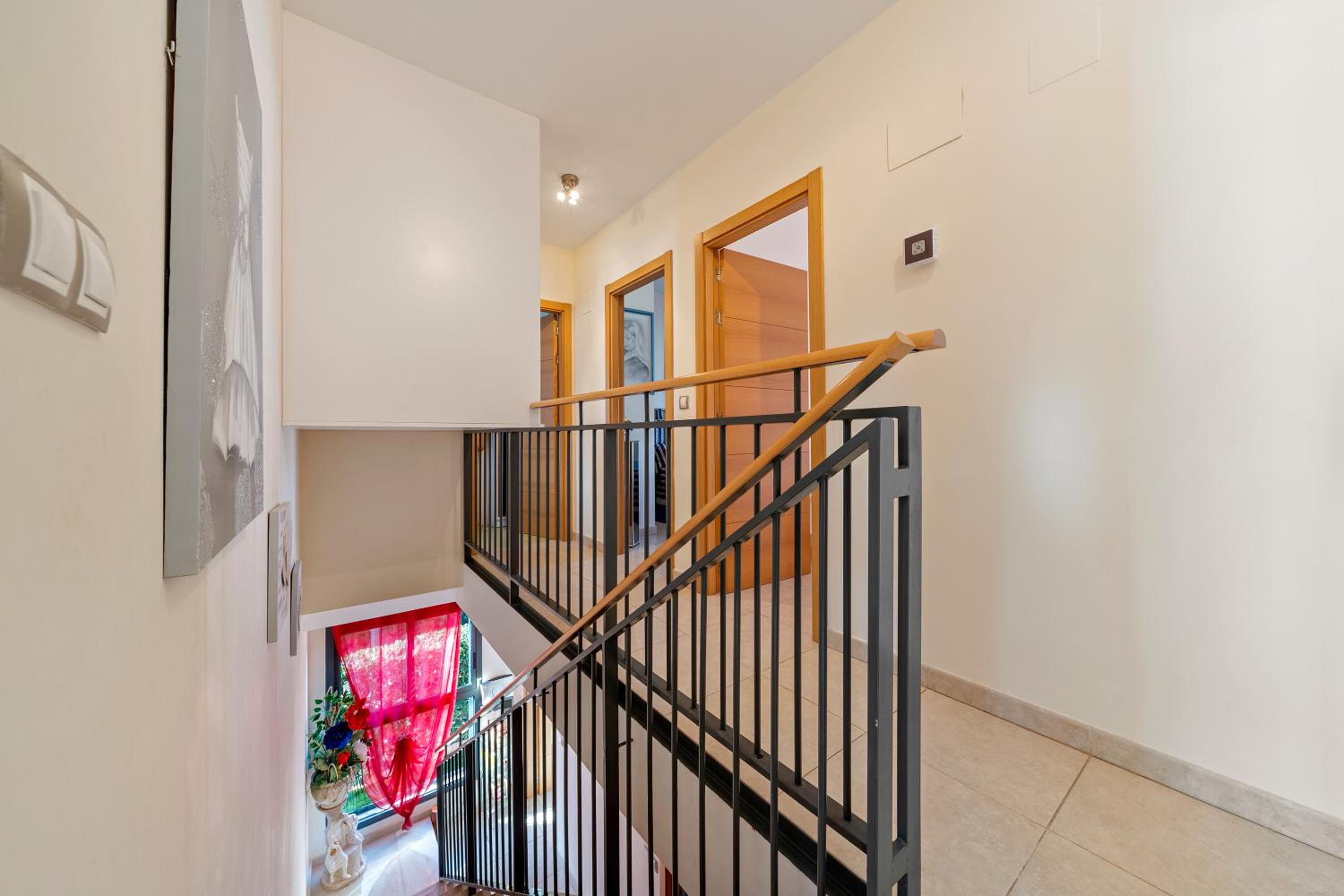 Three-Bedroom House photo 3