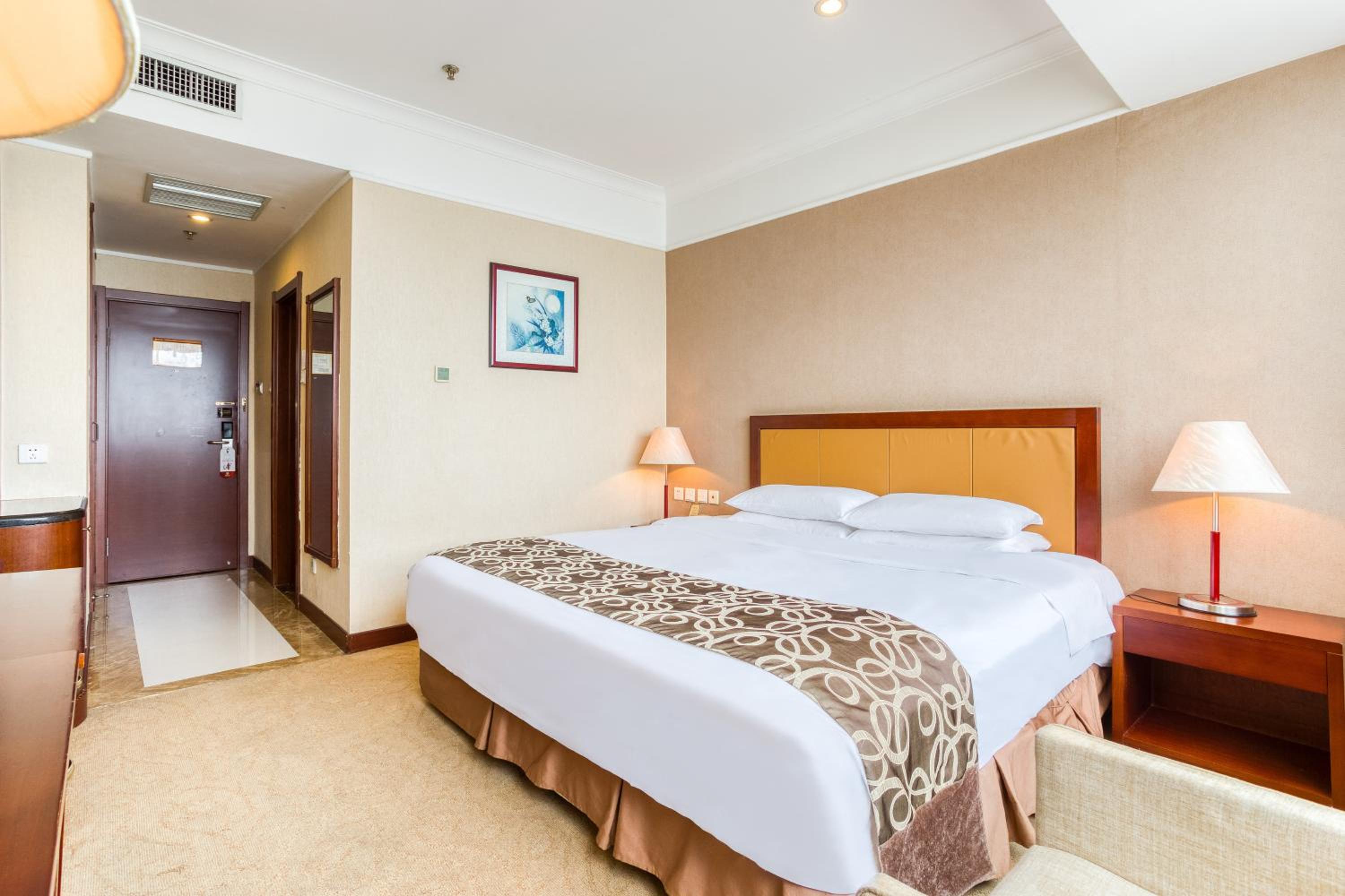 Standard Double Room photo 3