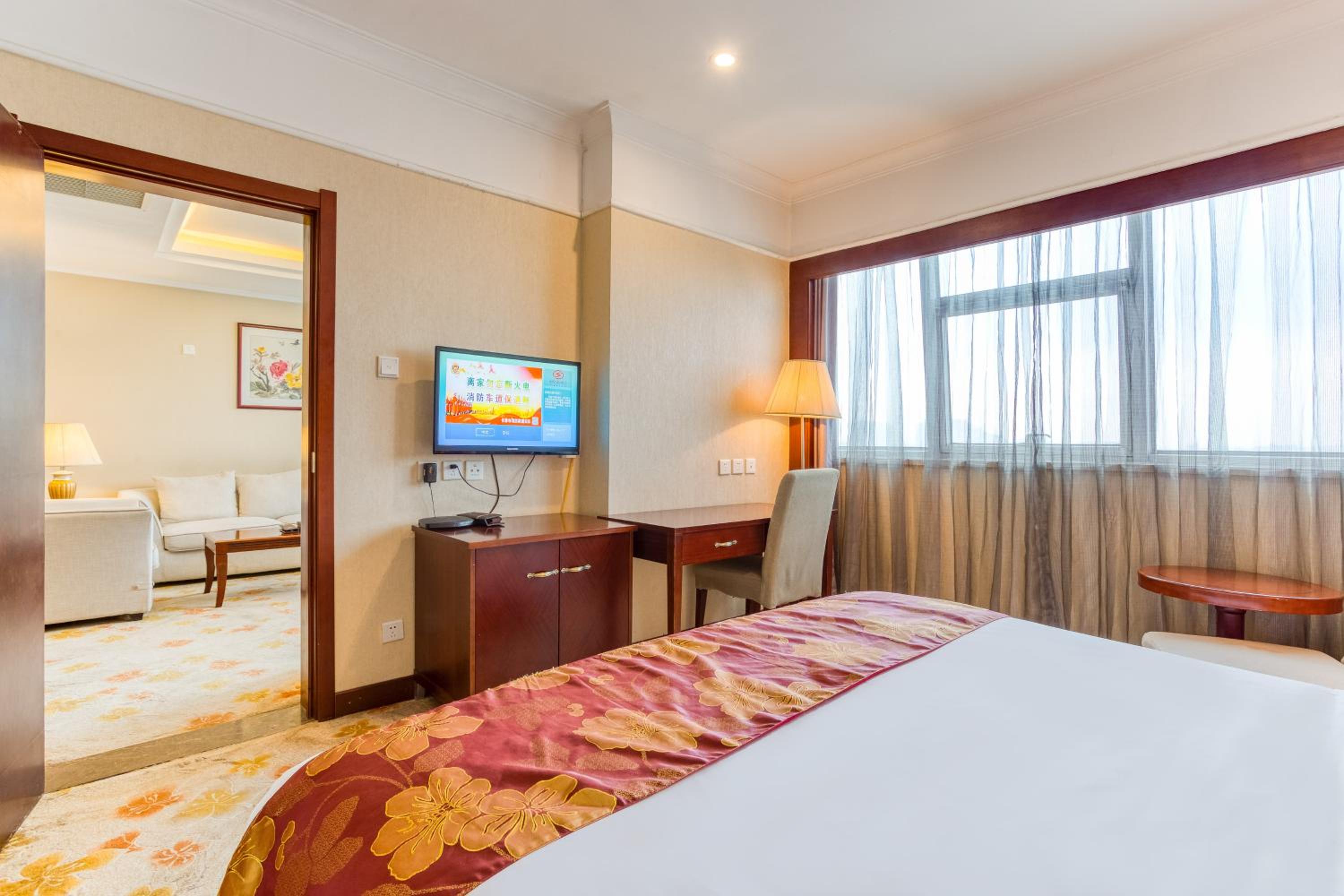 Executive Suite photo 2